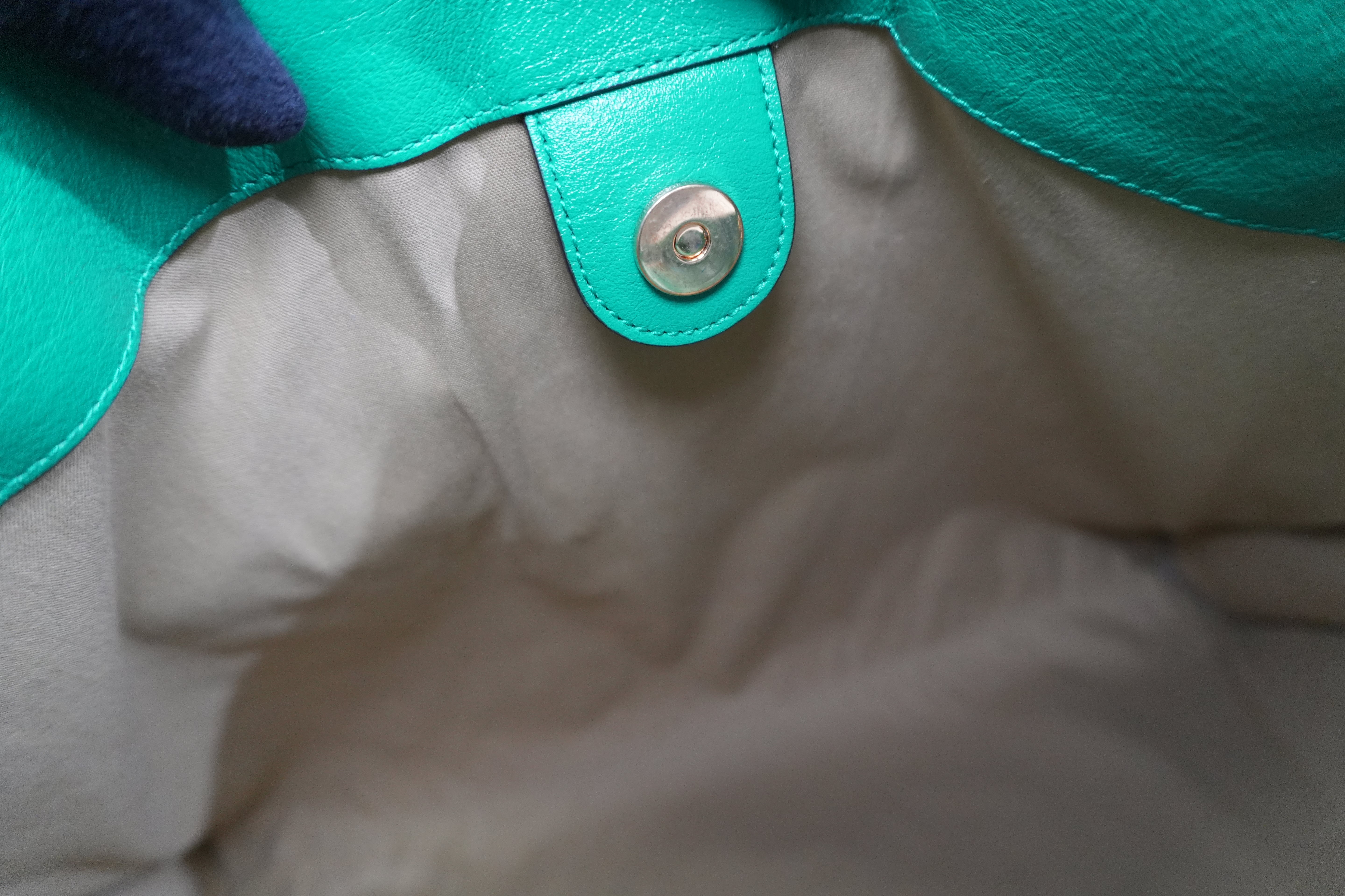 Pre-owned Gucci Rajah Tote Bag Ivory and Green