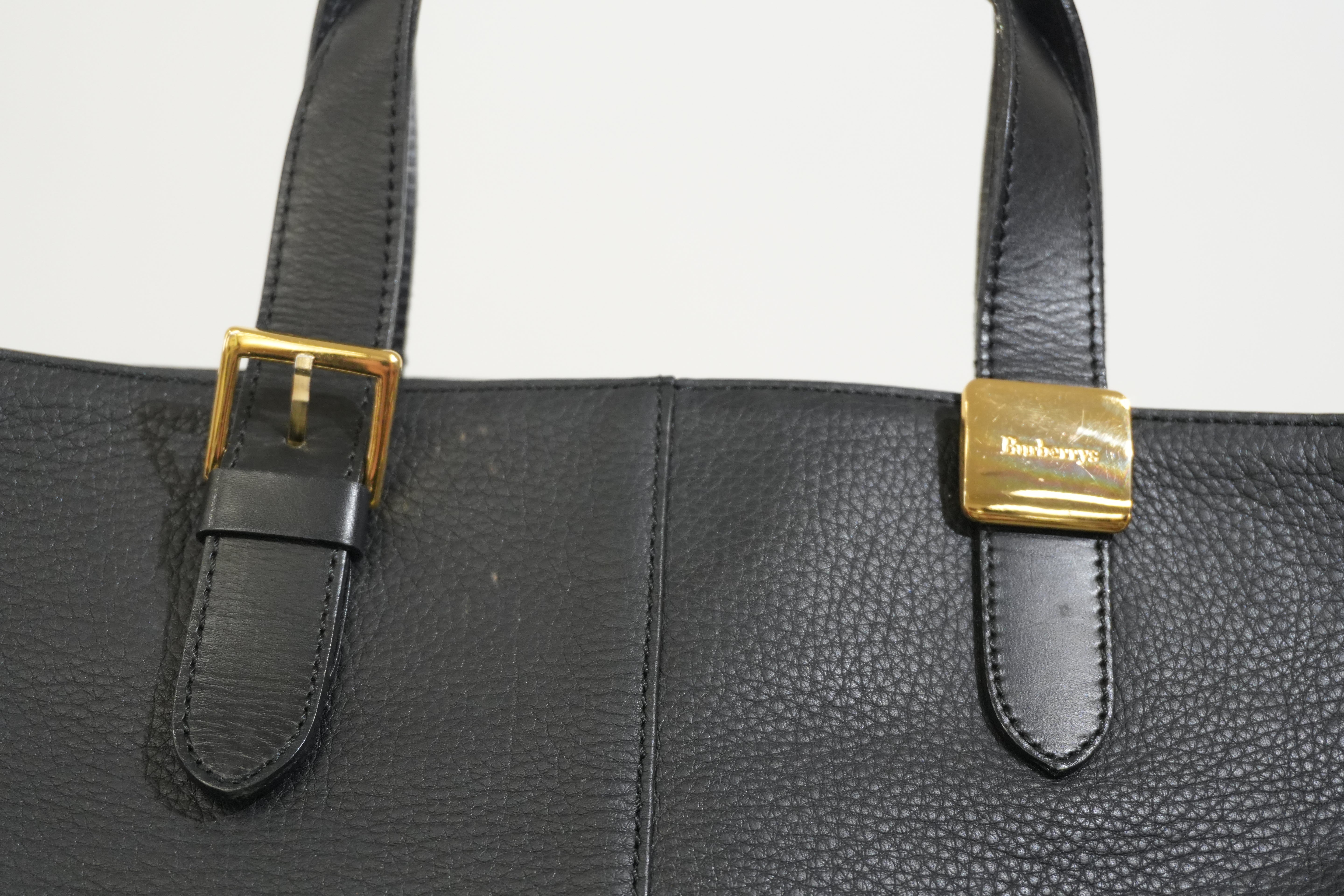 Pre-owned Burberry Shoulder Bag Black