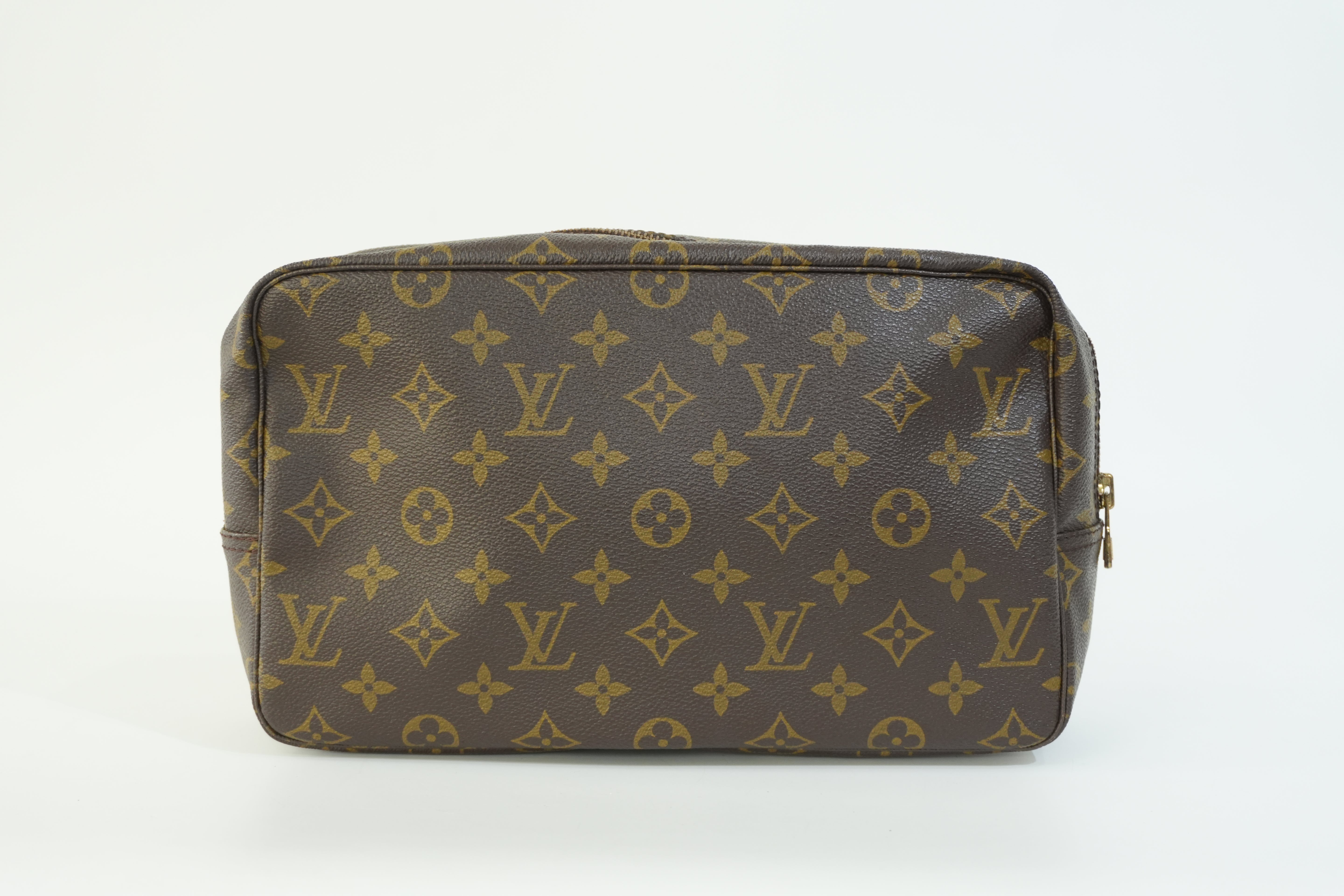Pre-owned Louis Vuitton Monogram Trousse 28 Pouch