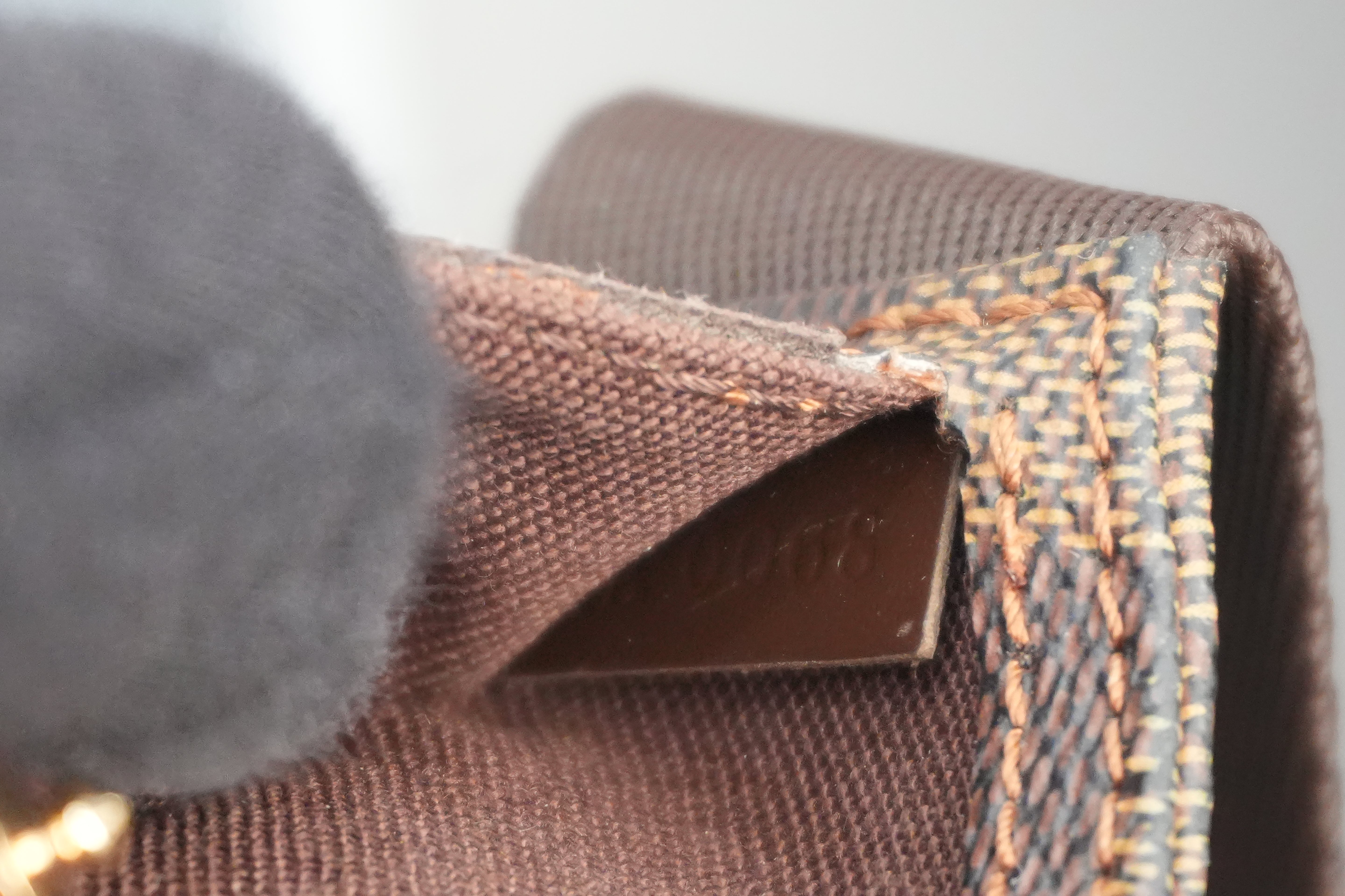 Pre-owned Louis Vuitton Damier Ebene Geronimo Body Bag