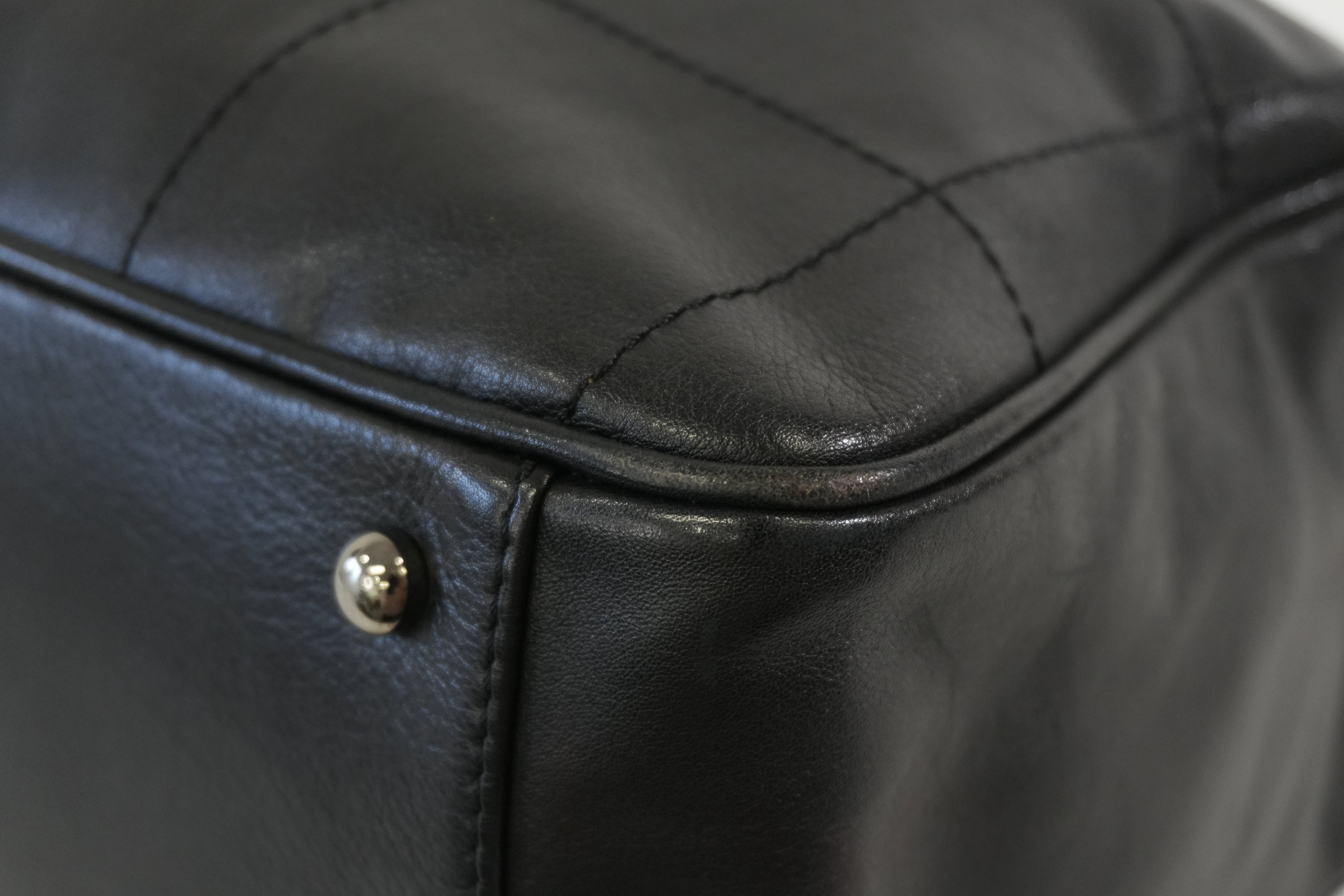 Pre-owned Chanel Chocolate Bar Handbag Black