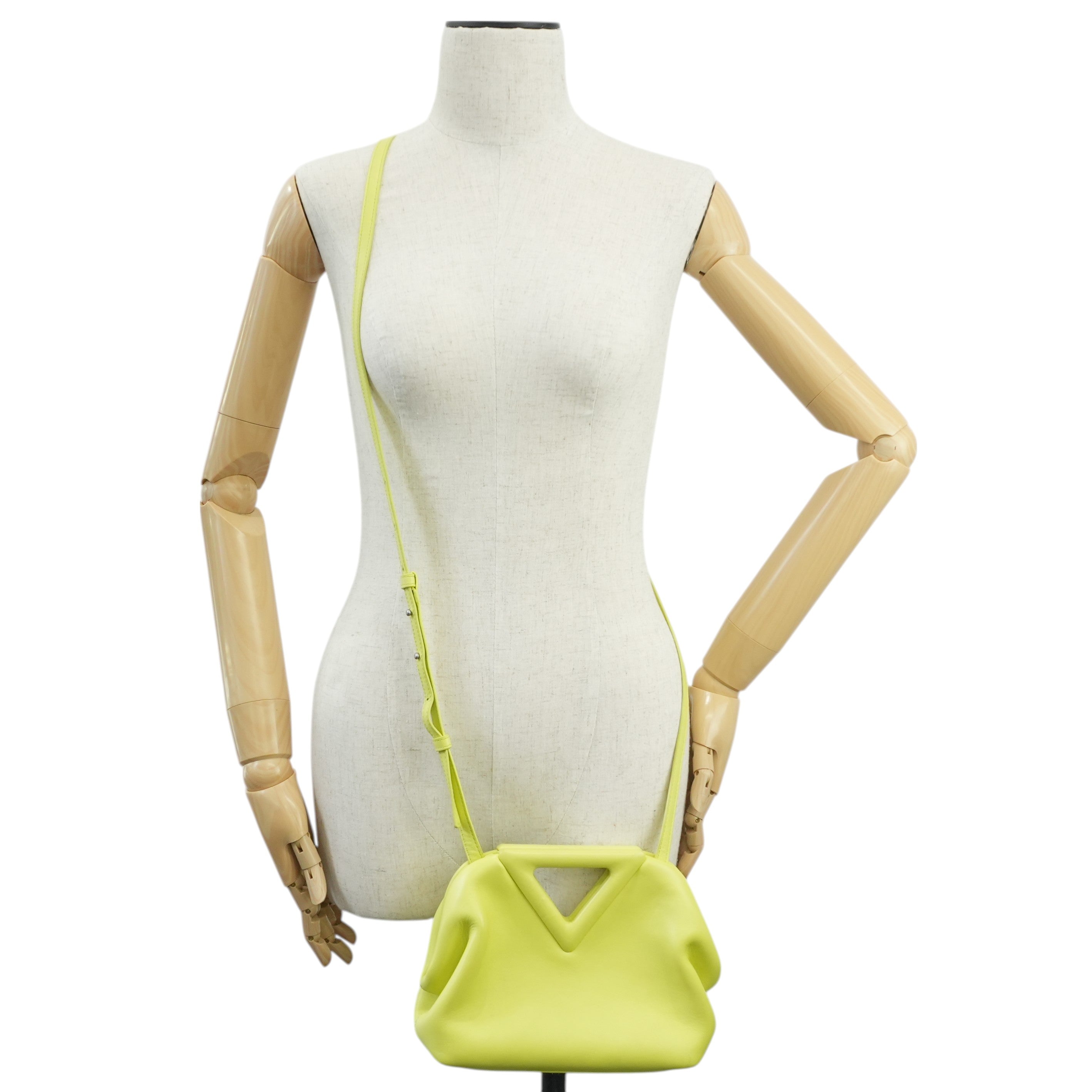 Pre-owned Bottega Leather Magnetic Shoulder Bag Light Green Used