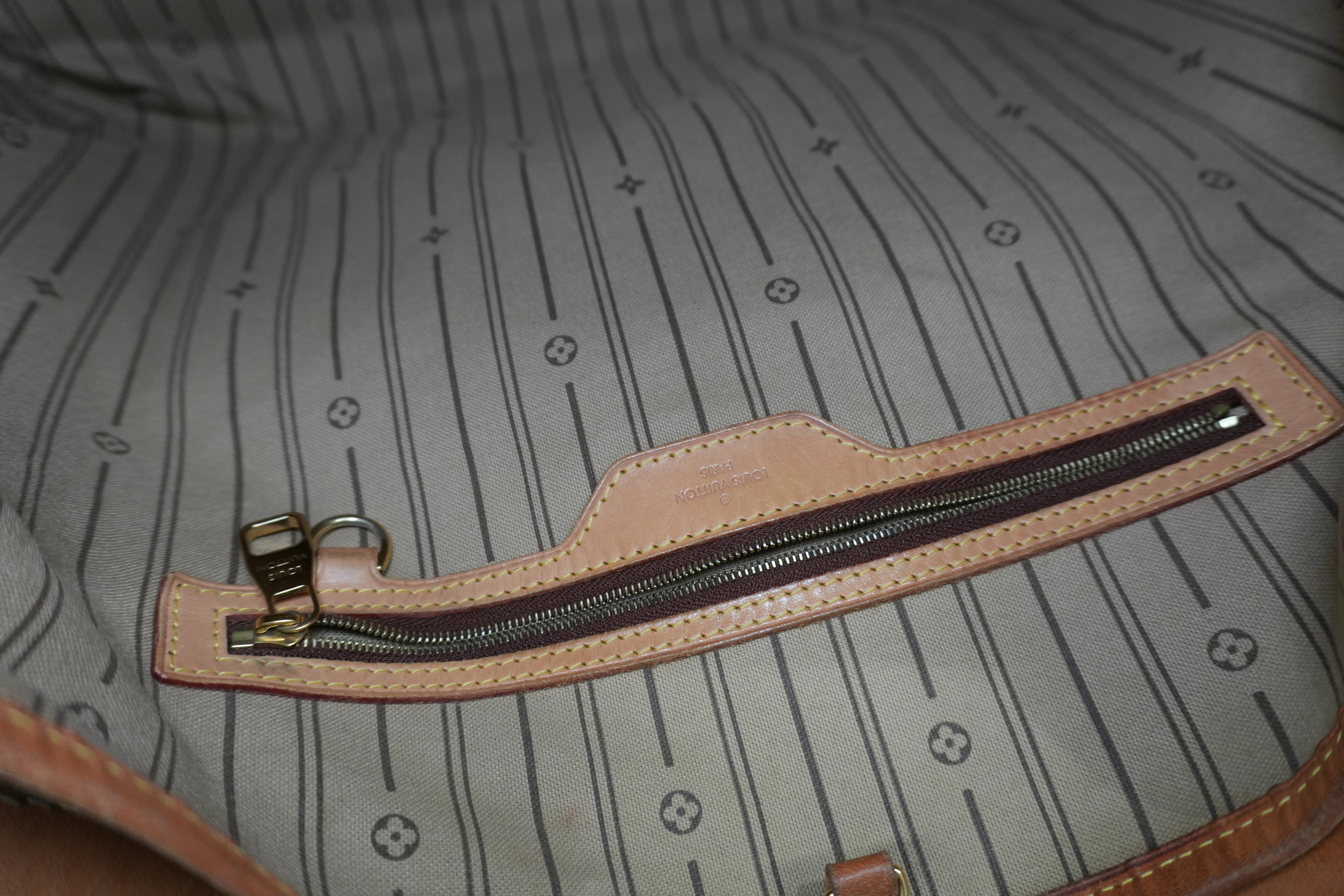 Pre-owned Louis Vuitton Monogram Delightful MM Tote Bag