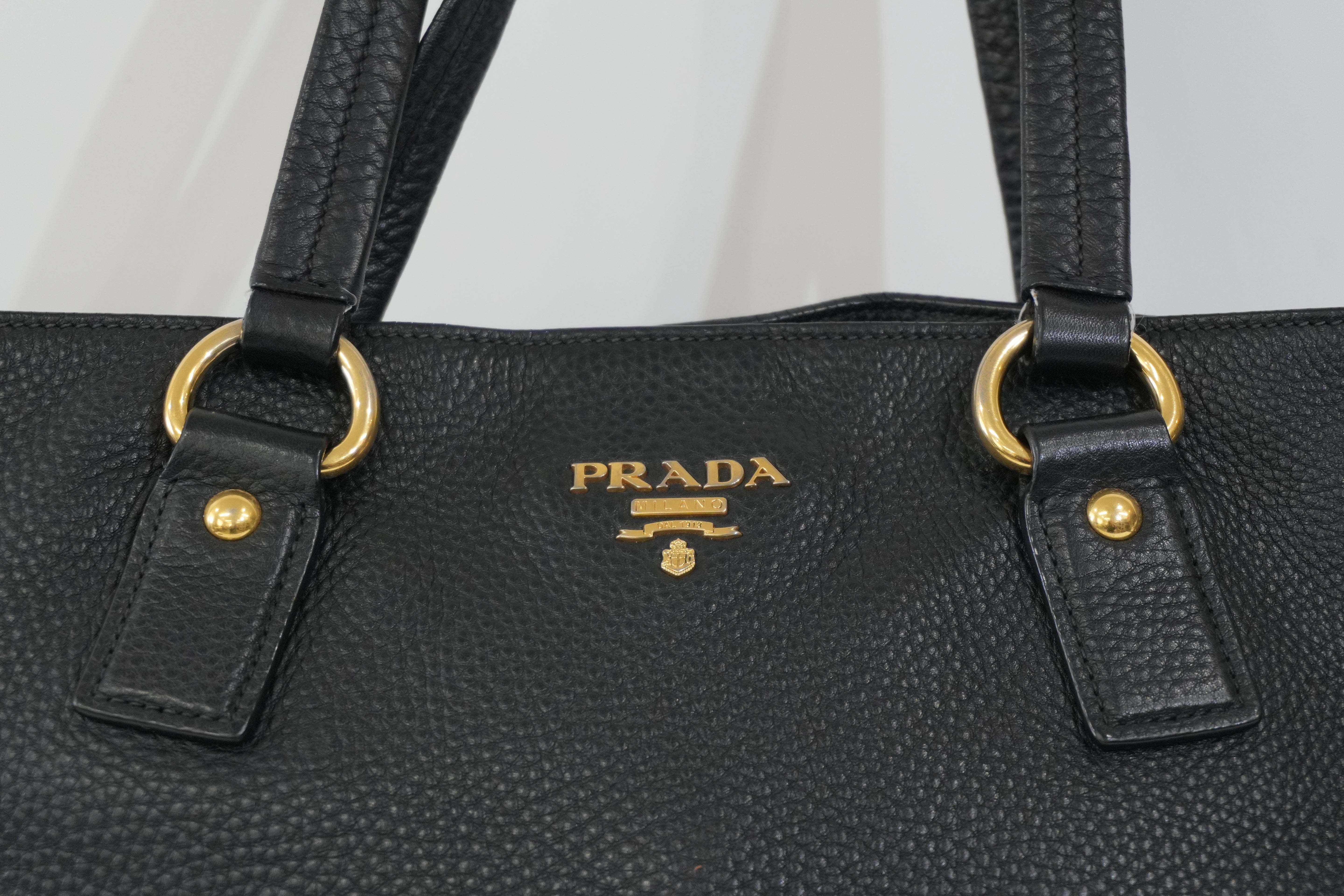 Pre-Owned Prada Daino Tote Bag Black