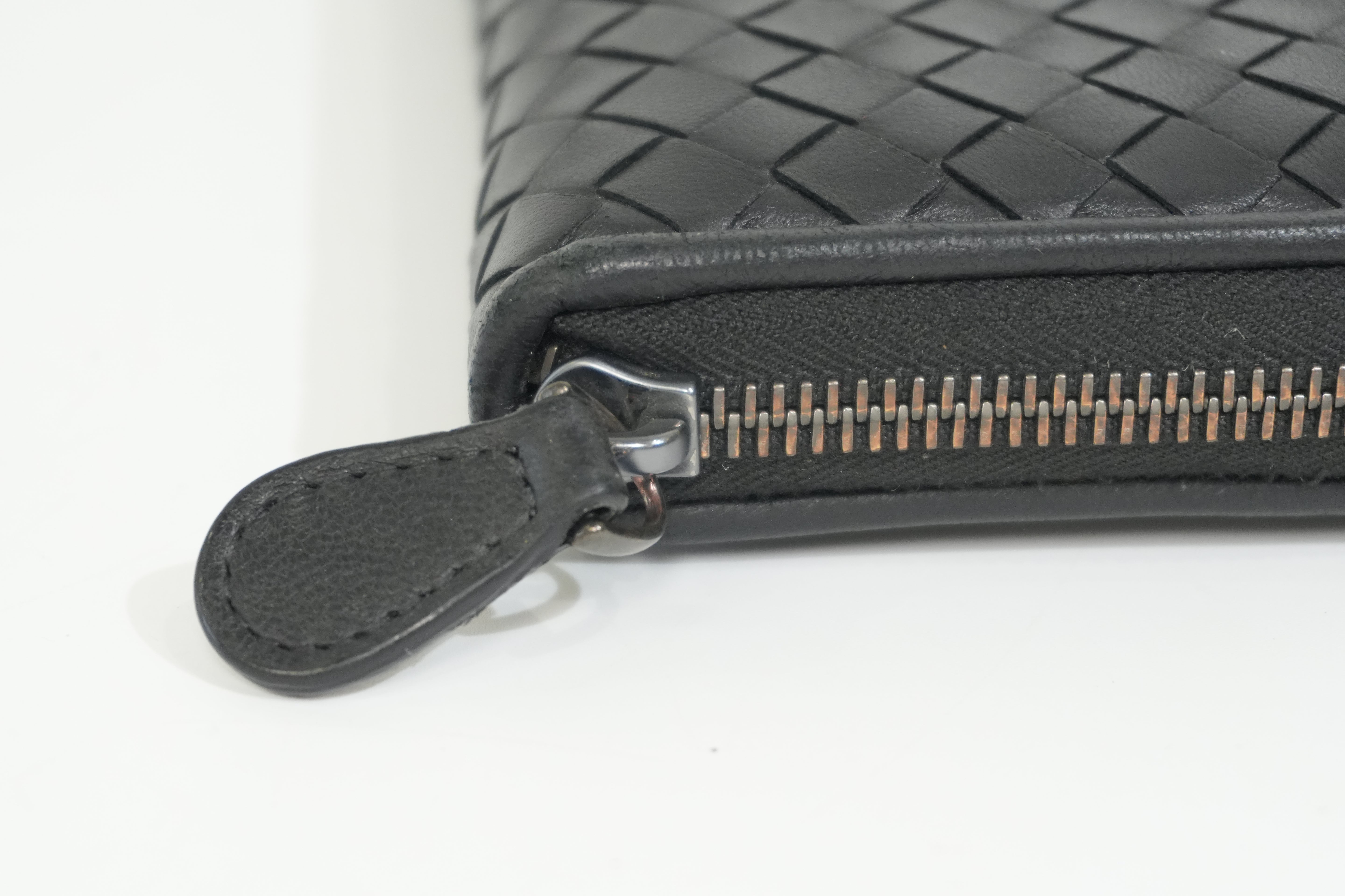 Pre-owned Bottega Zippy Long Wallet Black