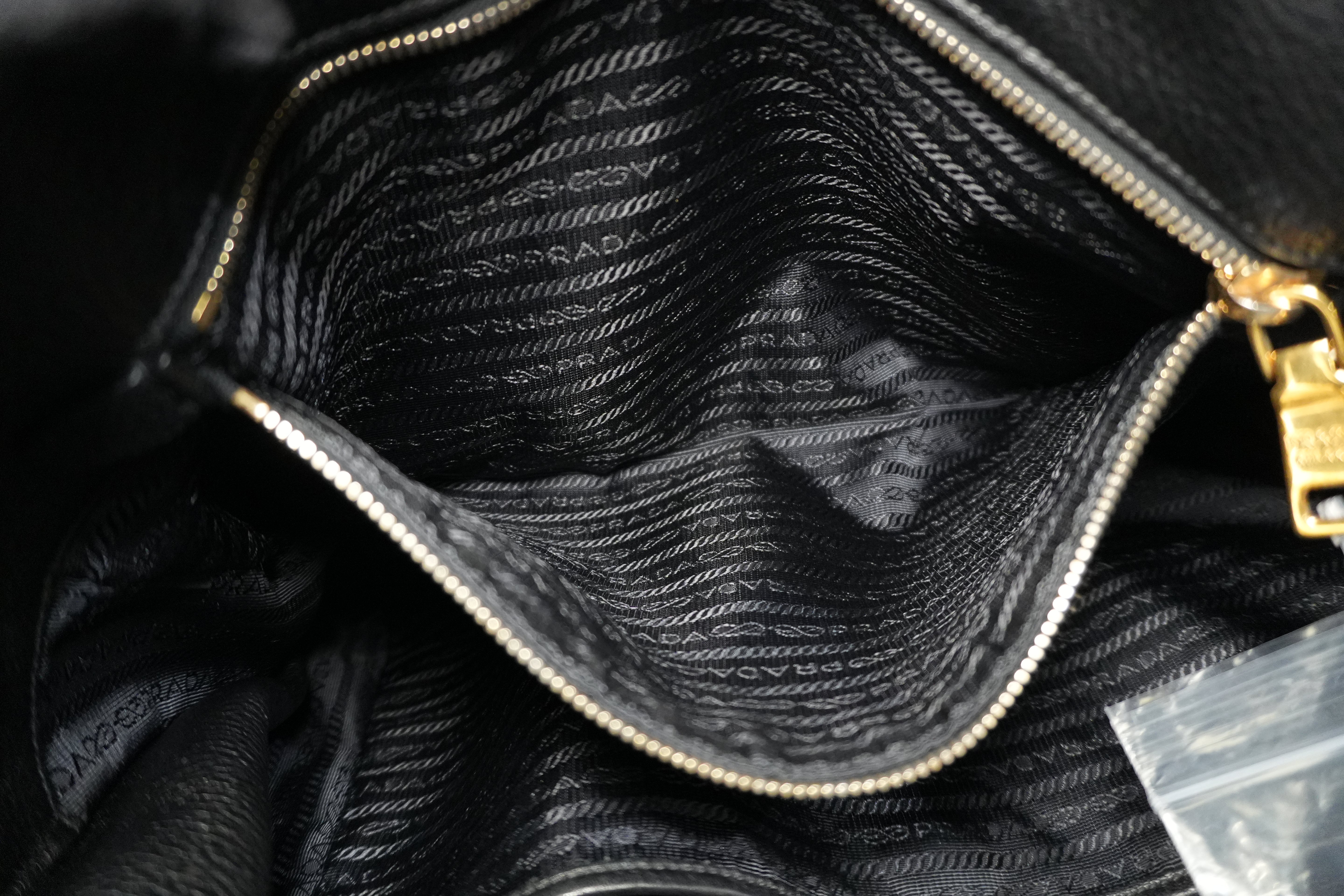 Pre-Owned Prada Daino Tote Bag Black