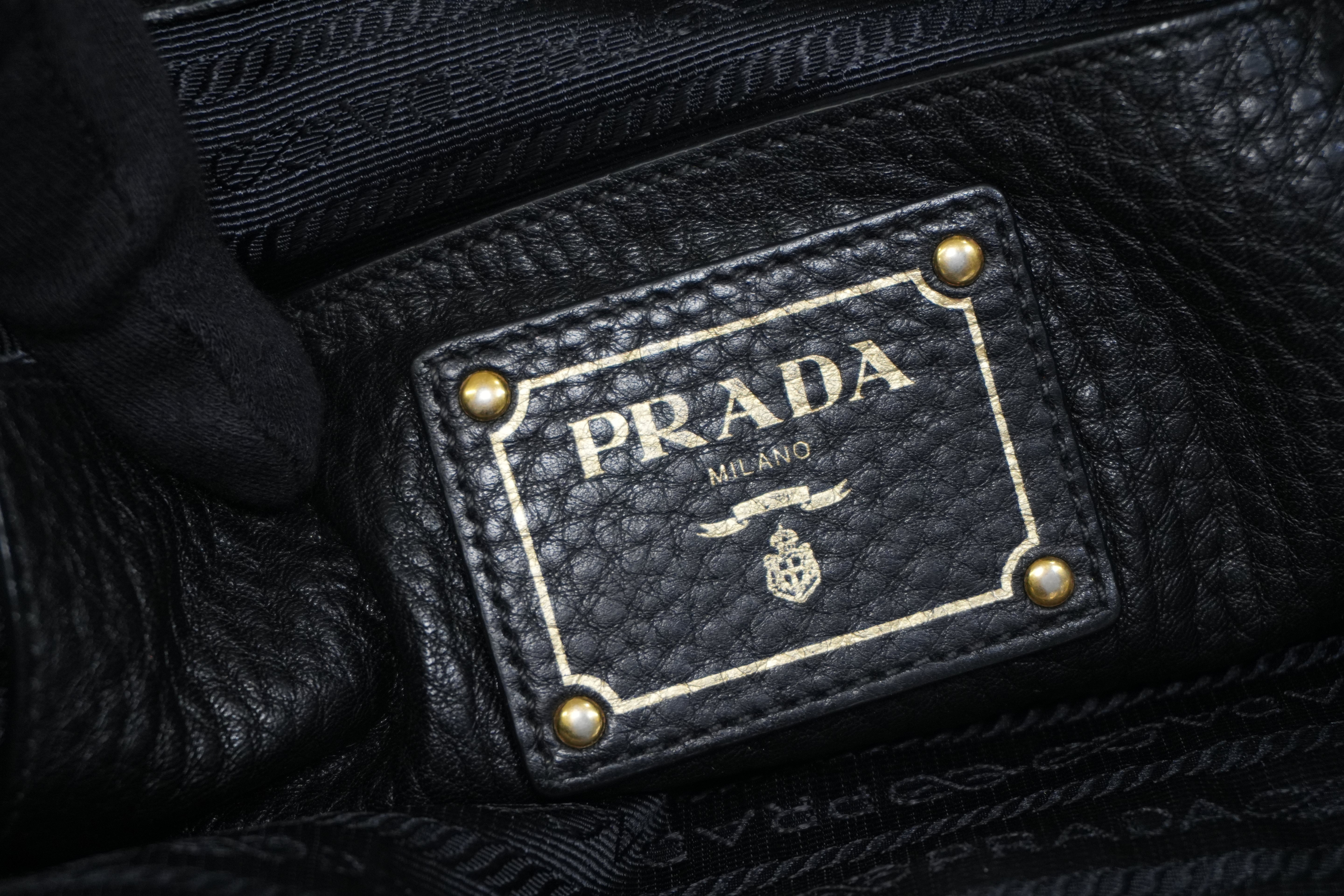 Pre-Owned Prada Daino Tote Bag Black