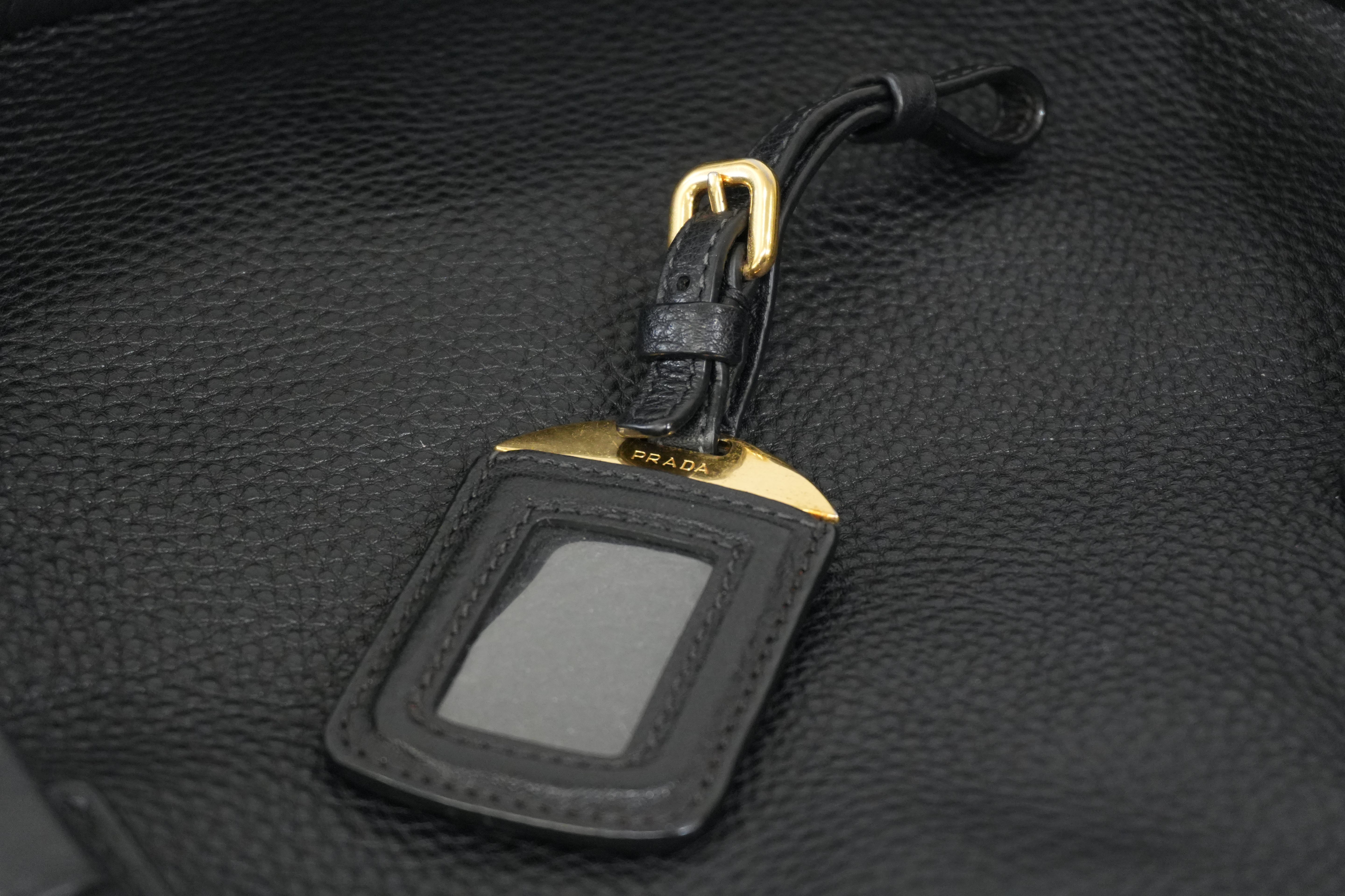 Pre-Owned Prada Daino Tote Bag Black