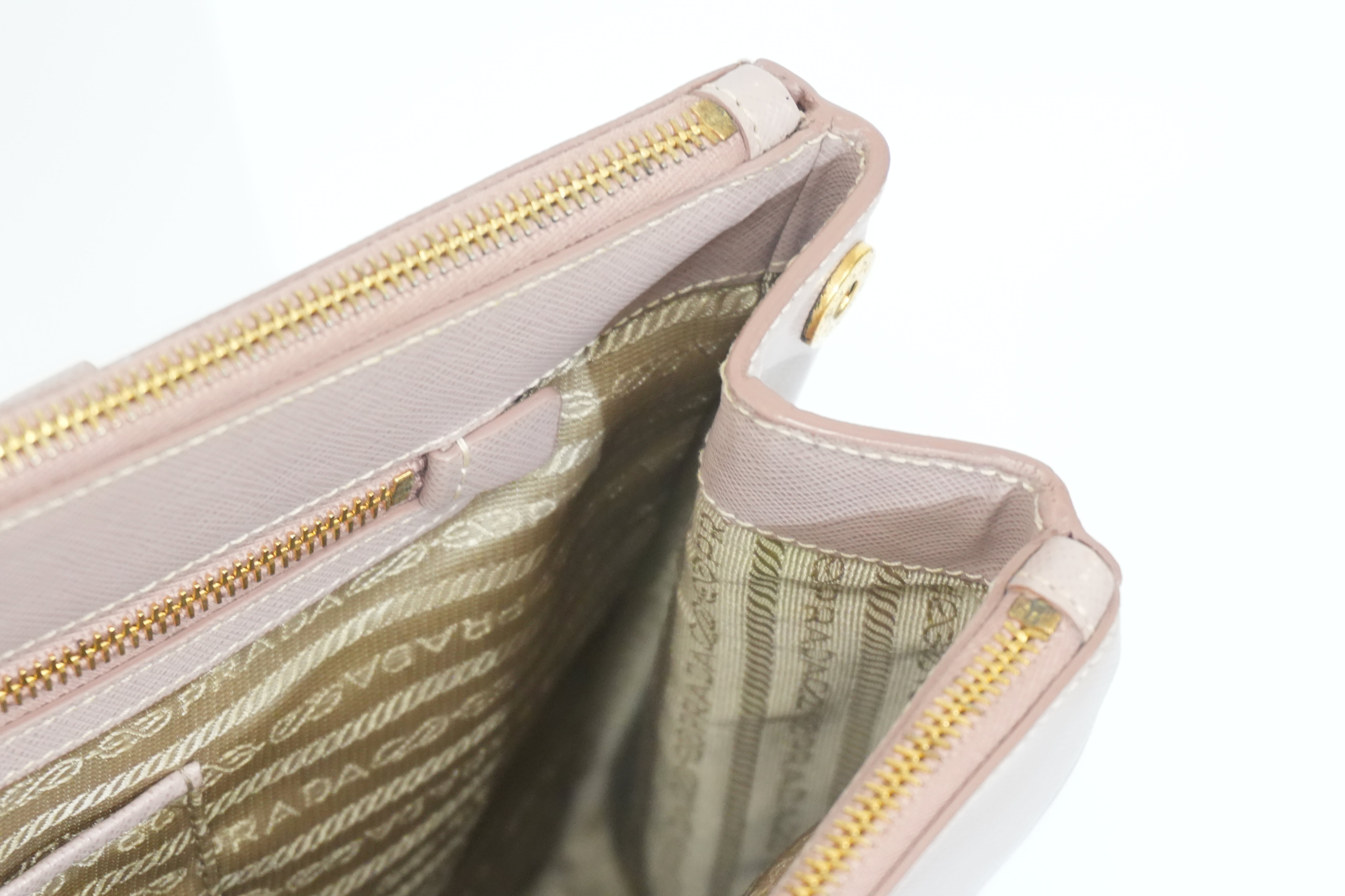 Pre-owned Prada Saffiano Handbag Pink