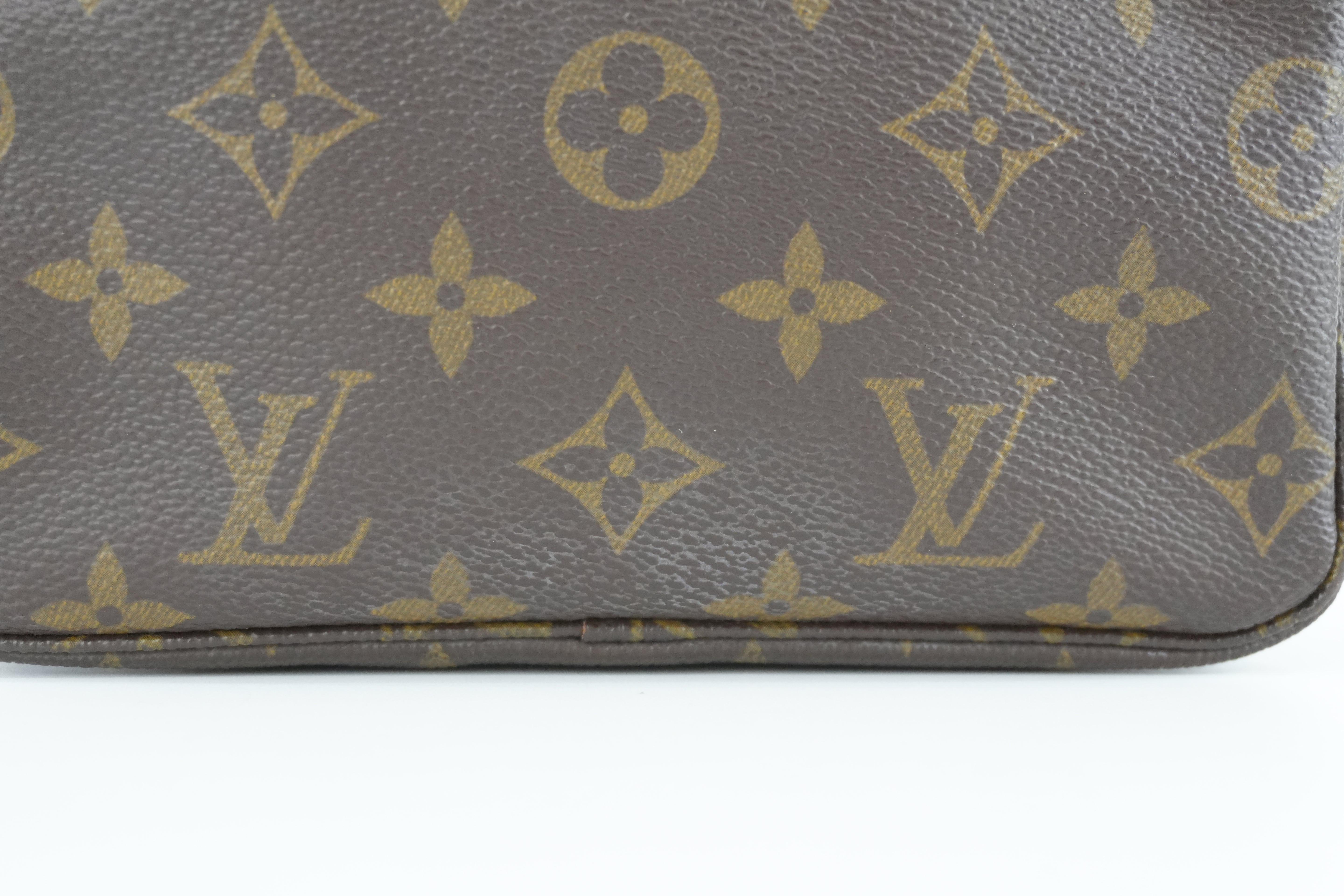 Louis Vuitton Trousse 18 Rare Size Pouch Used