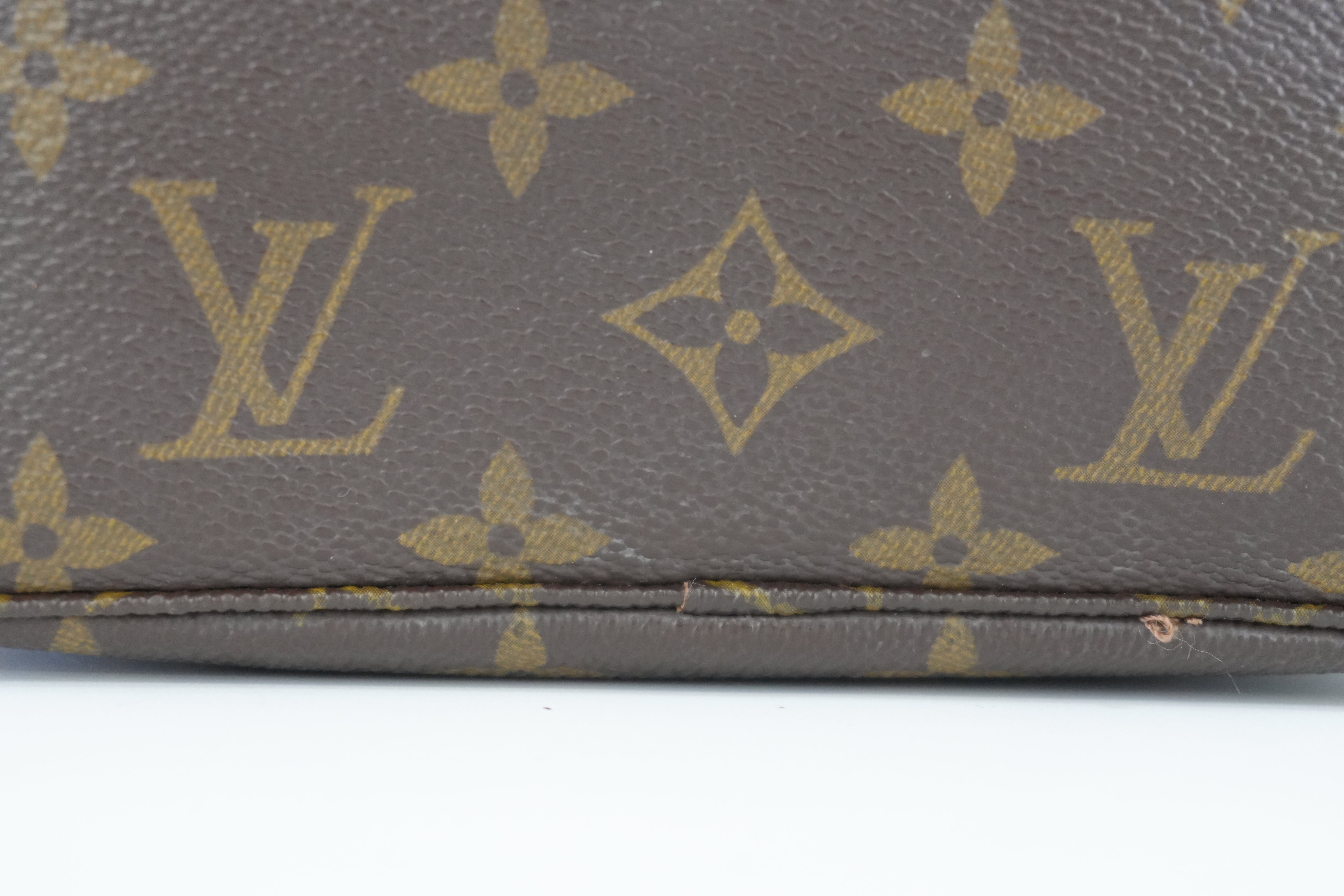 Louis Vuitton Trousse 18 Rare Size Pouch Used