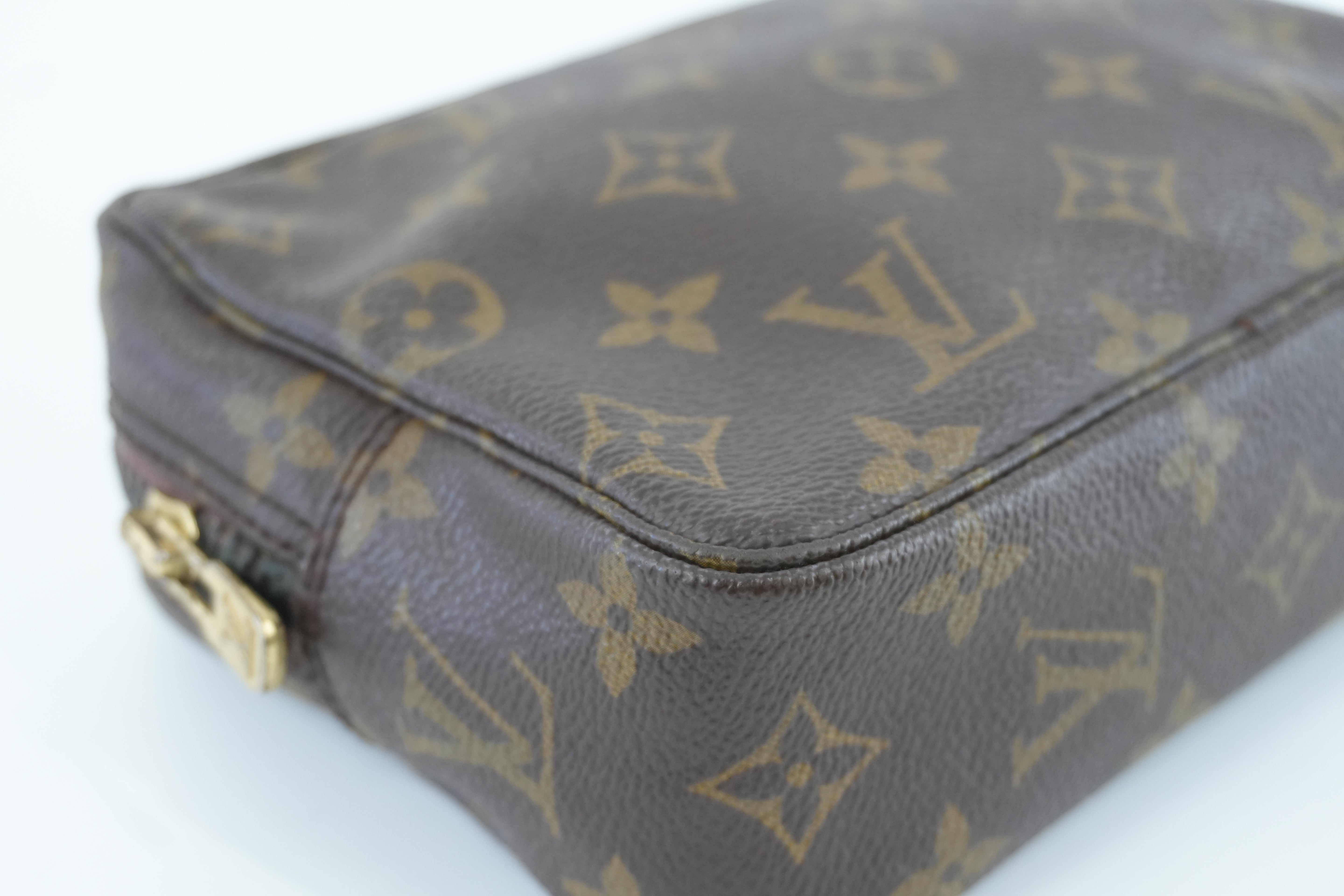 Louis Vuitton Trousse 18 Rare Size Pouch Used