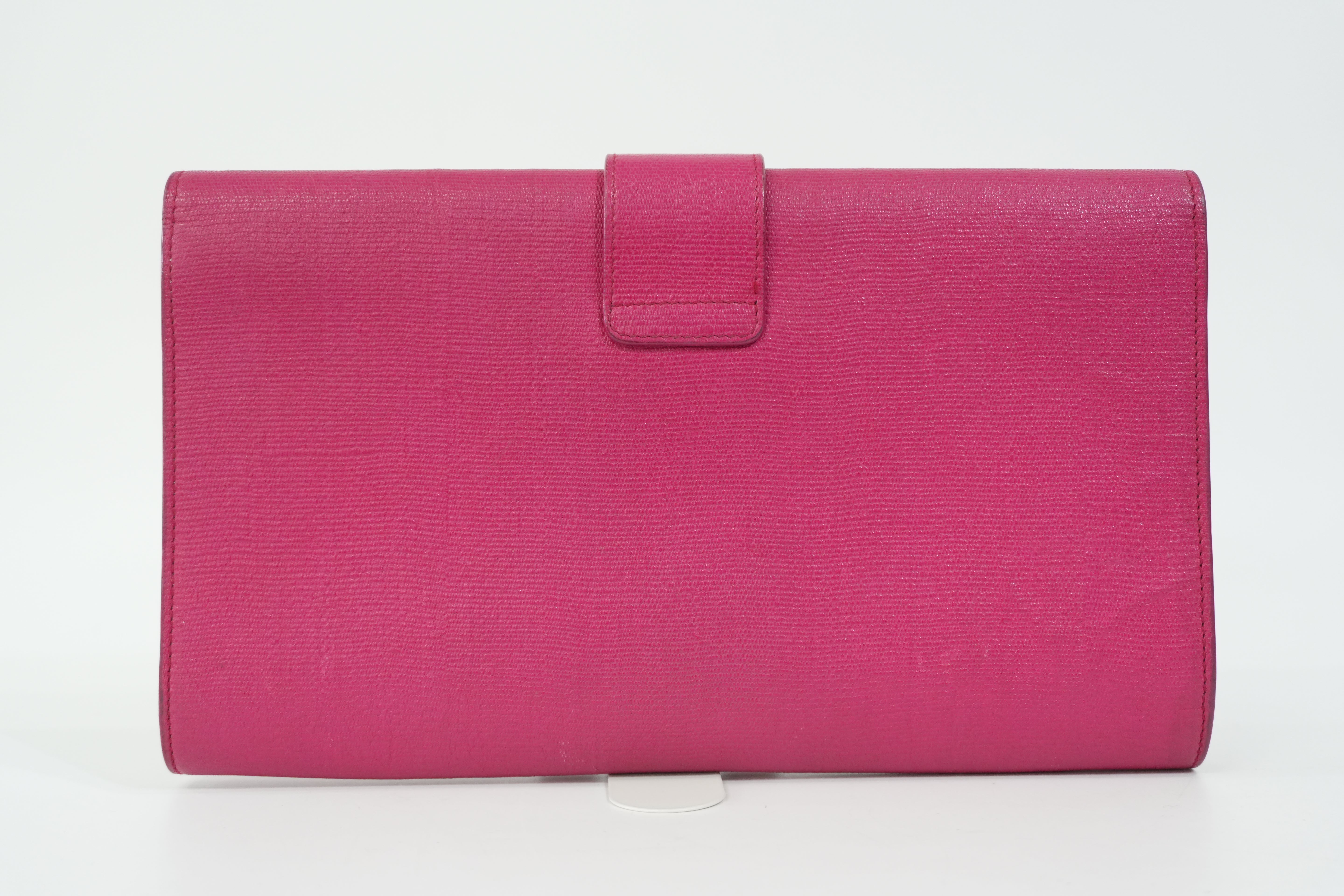 Pre-Owned Yves Saint Laurent Classic Chyc Y-Ligne Clutch Pink