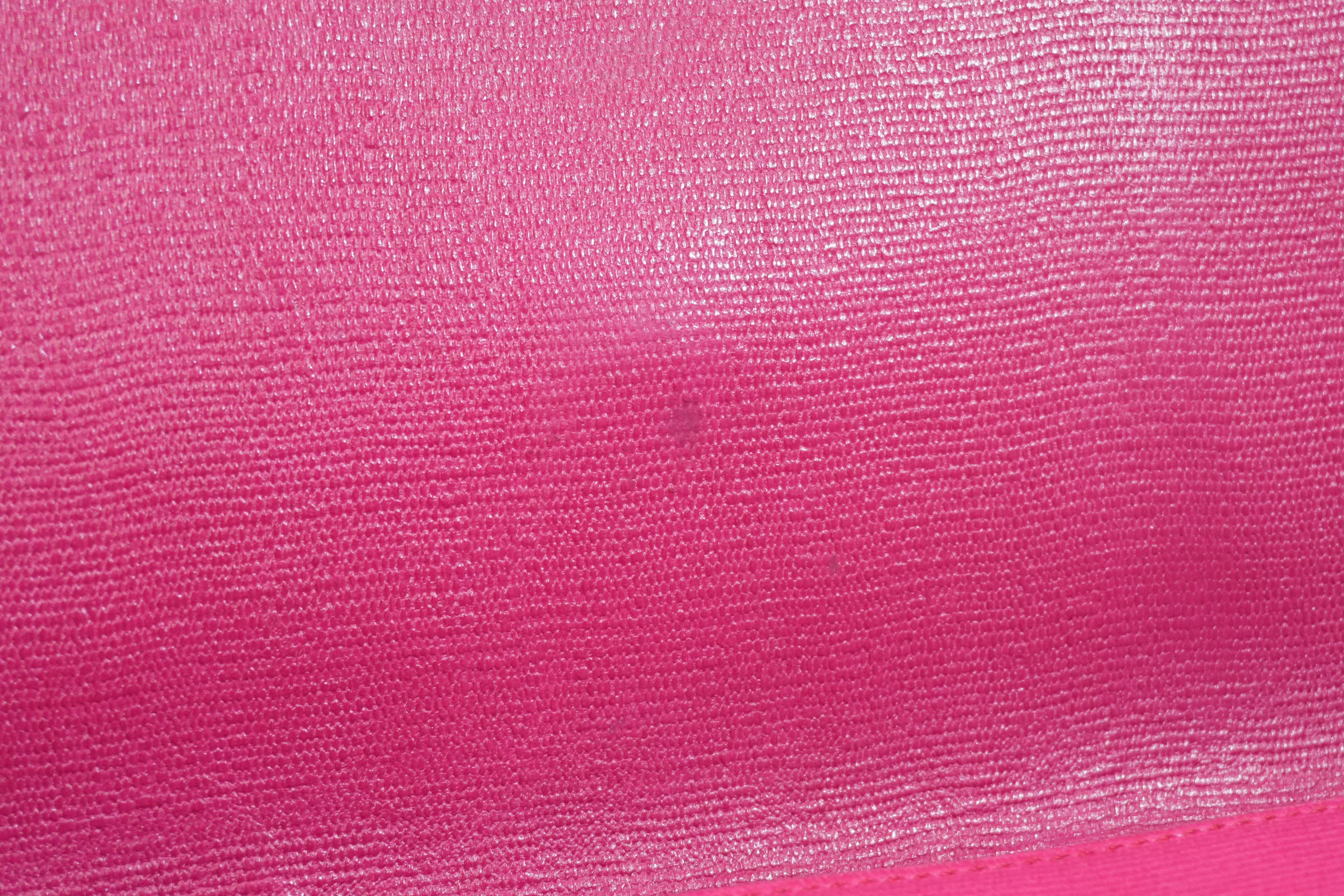 Pre-Owned Yves Saint Laurent Classic Chyc Y-Ligne Clutch Pink