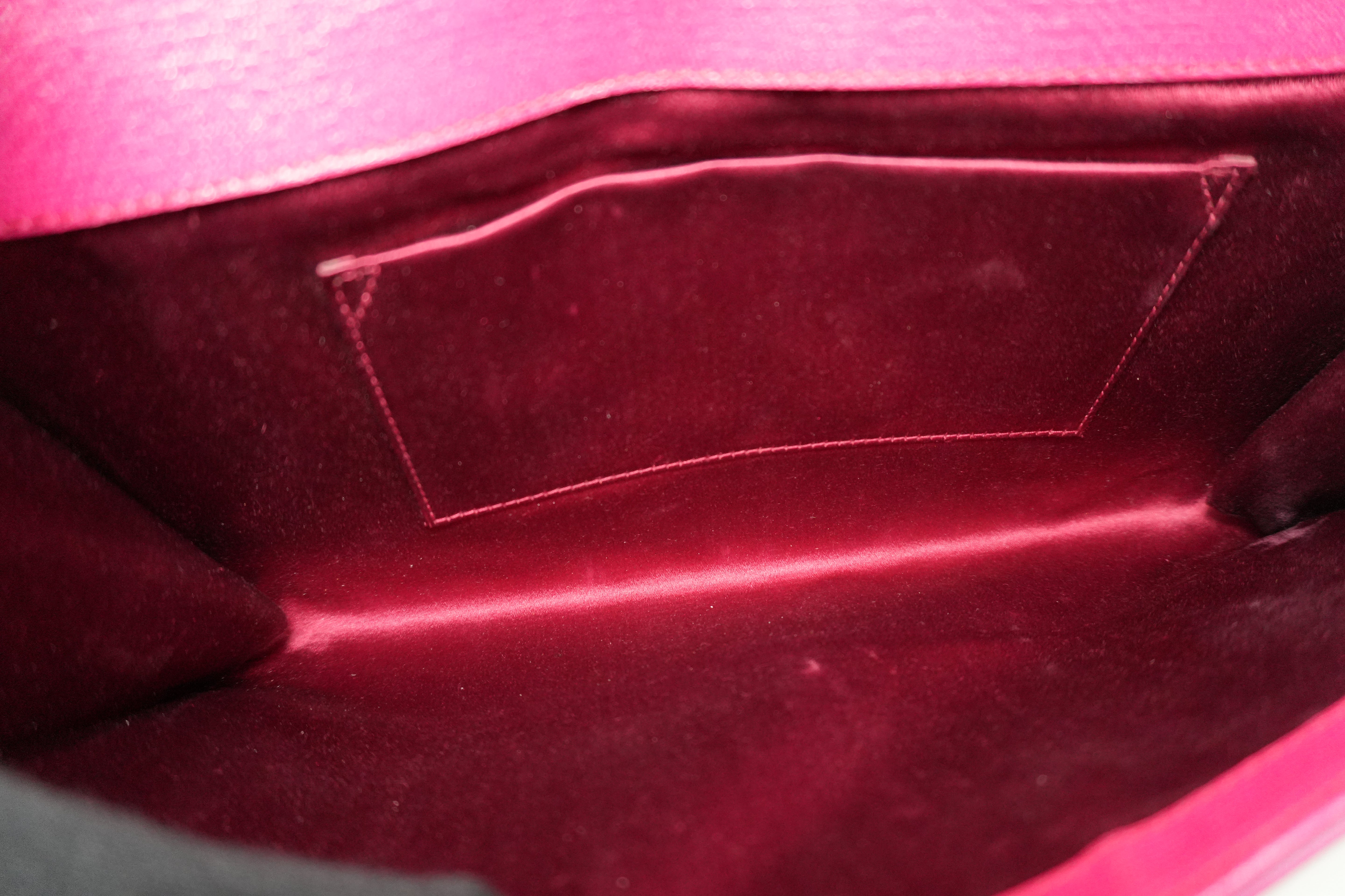 Pre-Owned Yves Saint Laurent Classic Chyc Y-Ligne Clutch Pink