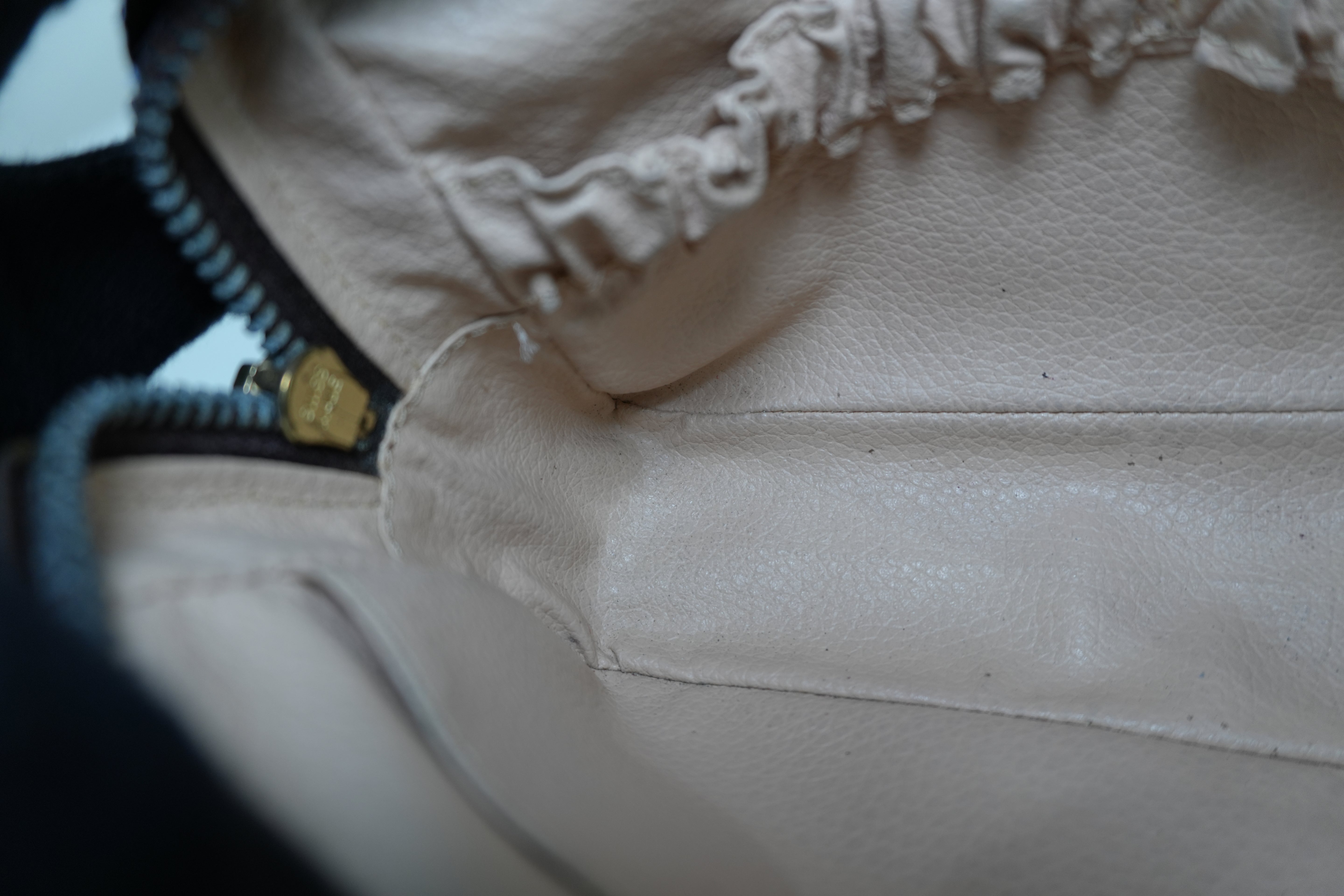 Louis Vuitton Trousse 18 Rare Size Pouch Used