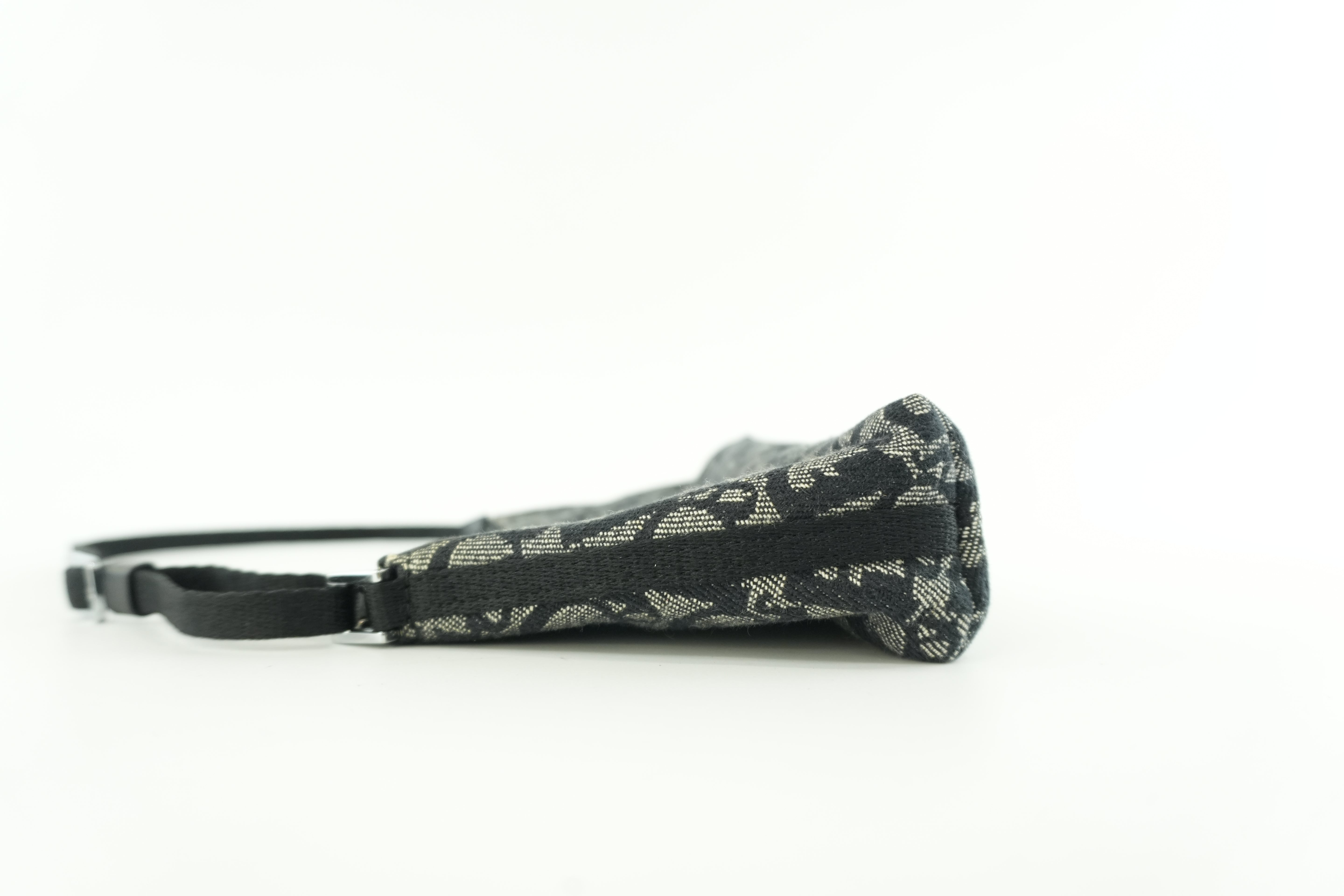 Pre-owned Christian Dior Canvas Trotter Handbag Black