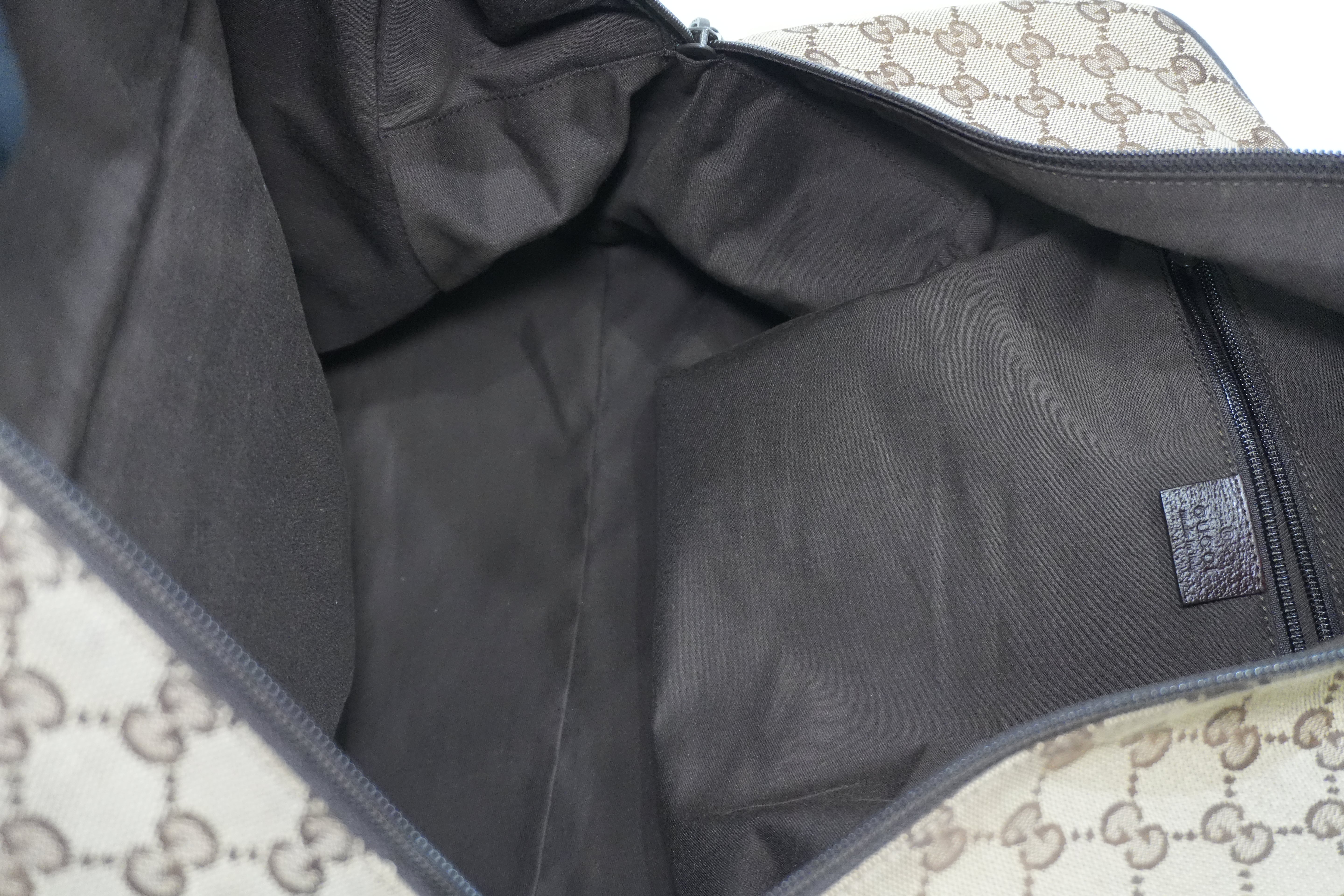 Pre-Owned Gucci Fabric Canvas Web Sherryline Duffle Bag Brown