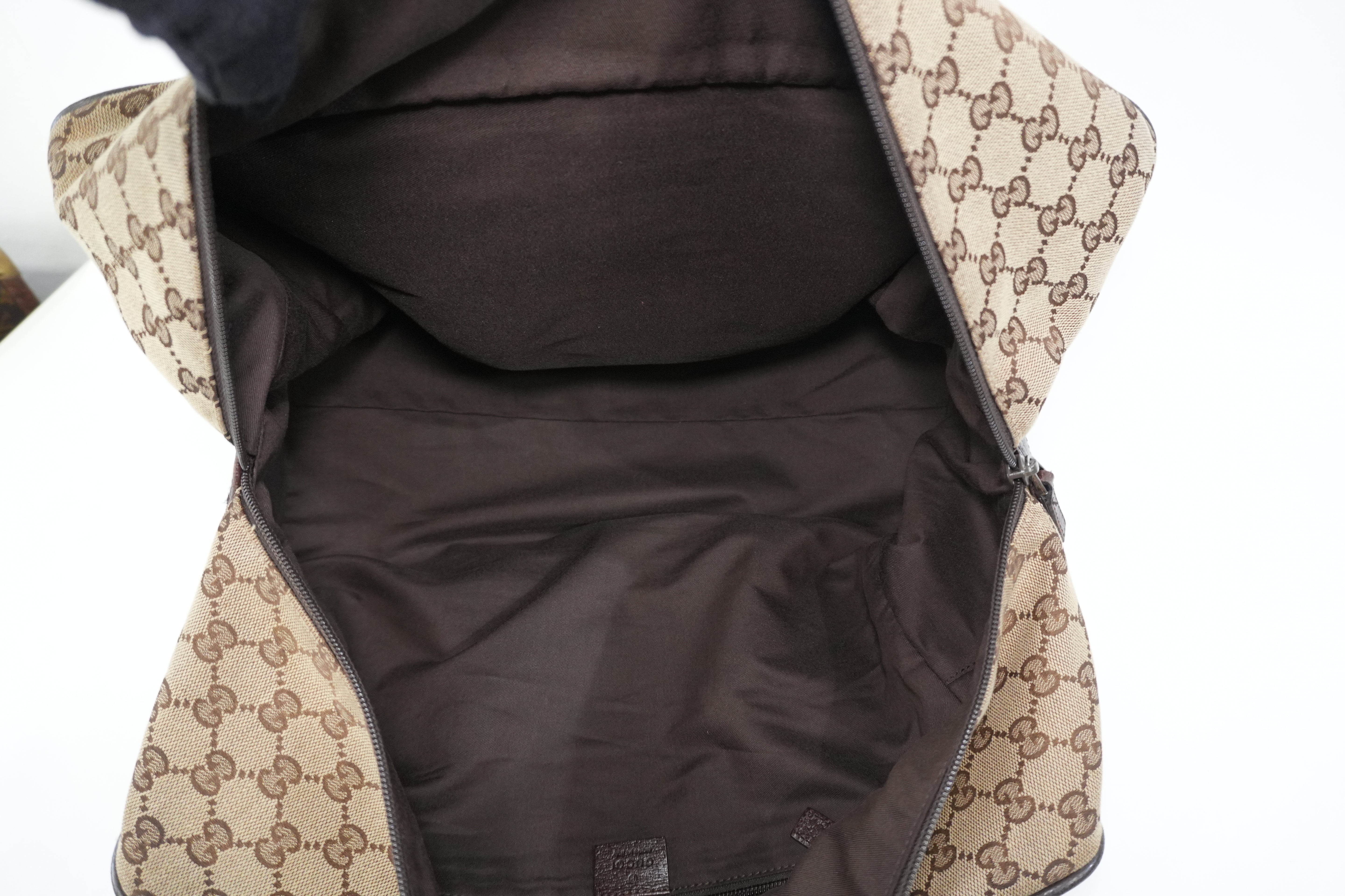 Pre-Owned Gucci Fabric Canvas Web Sherryline Duffle Bag Brown