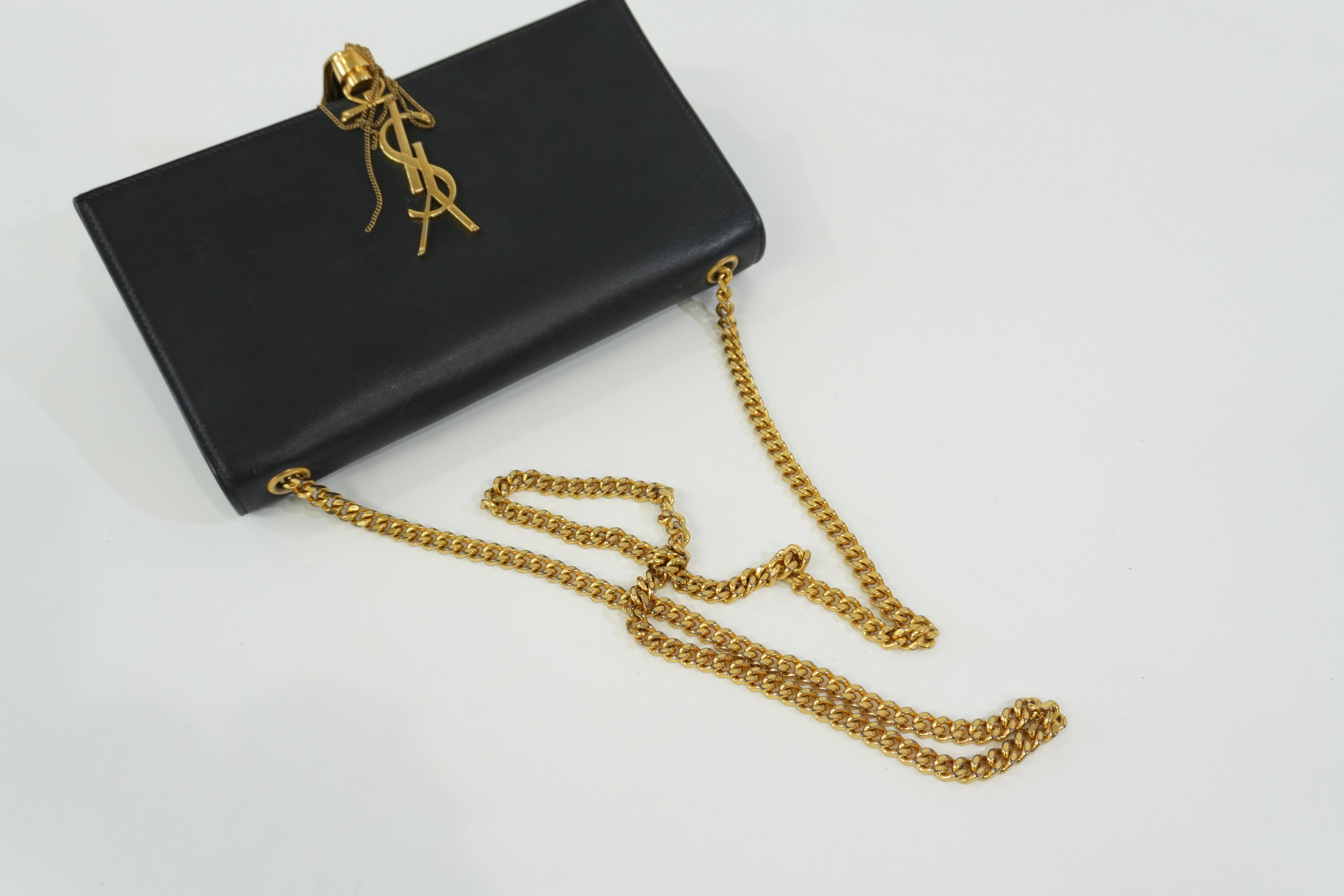 Pre-Owned Yves Saint Laurent Chain Crossbody Bag Black