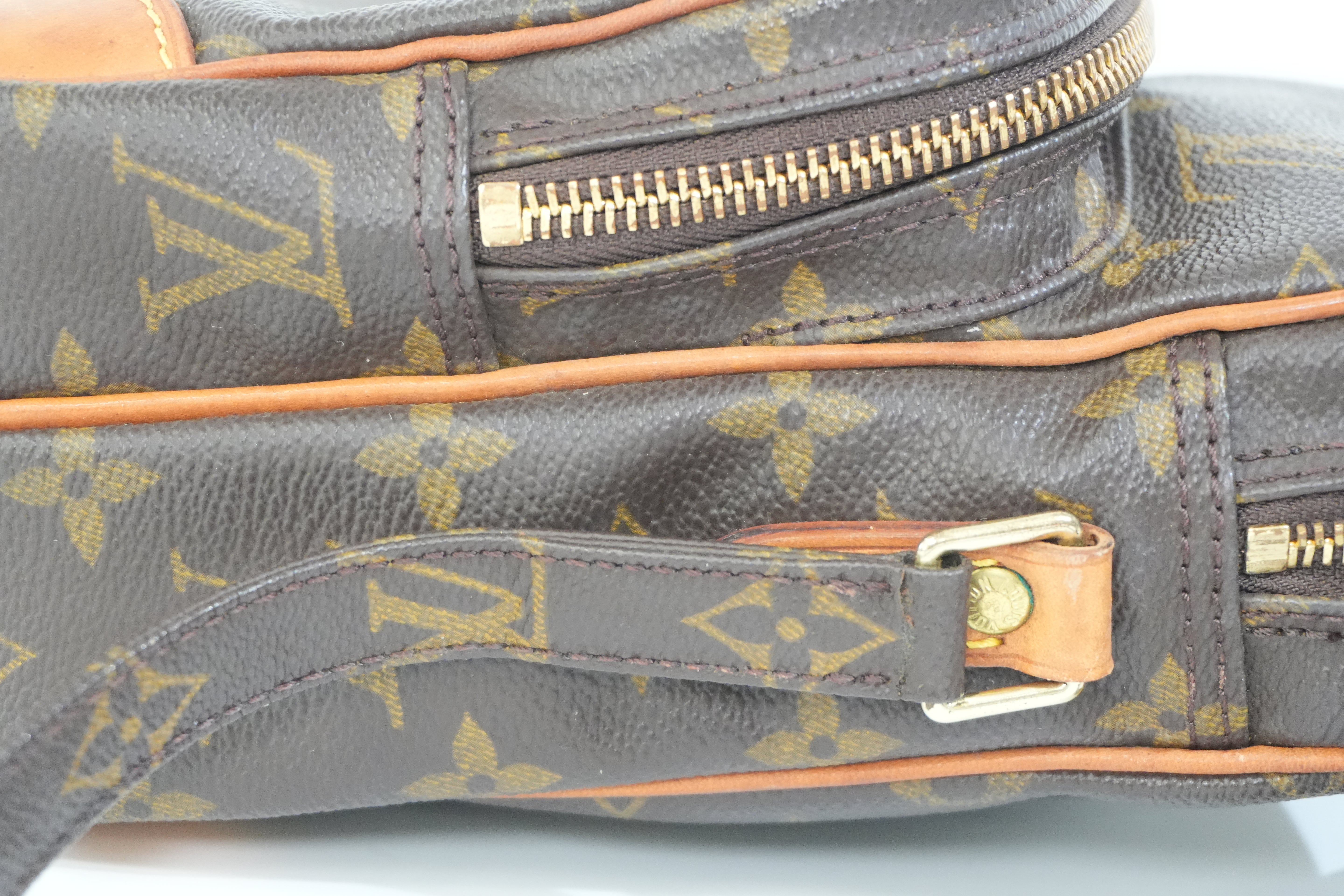Pre-owned Louis Vuitton Monogram Amazone Crossbody Bag