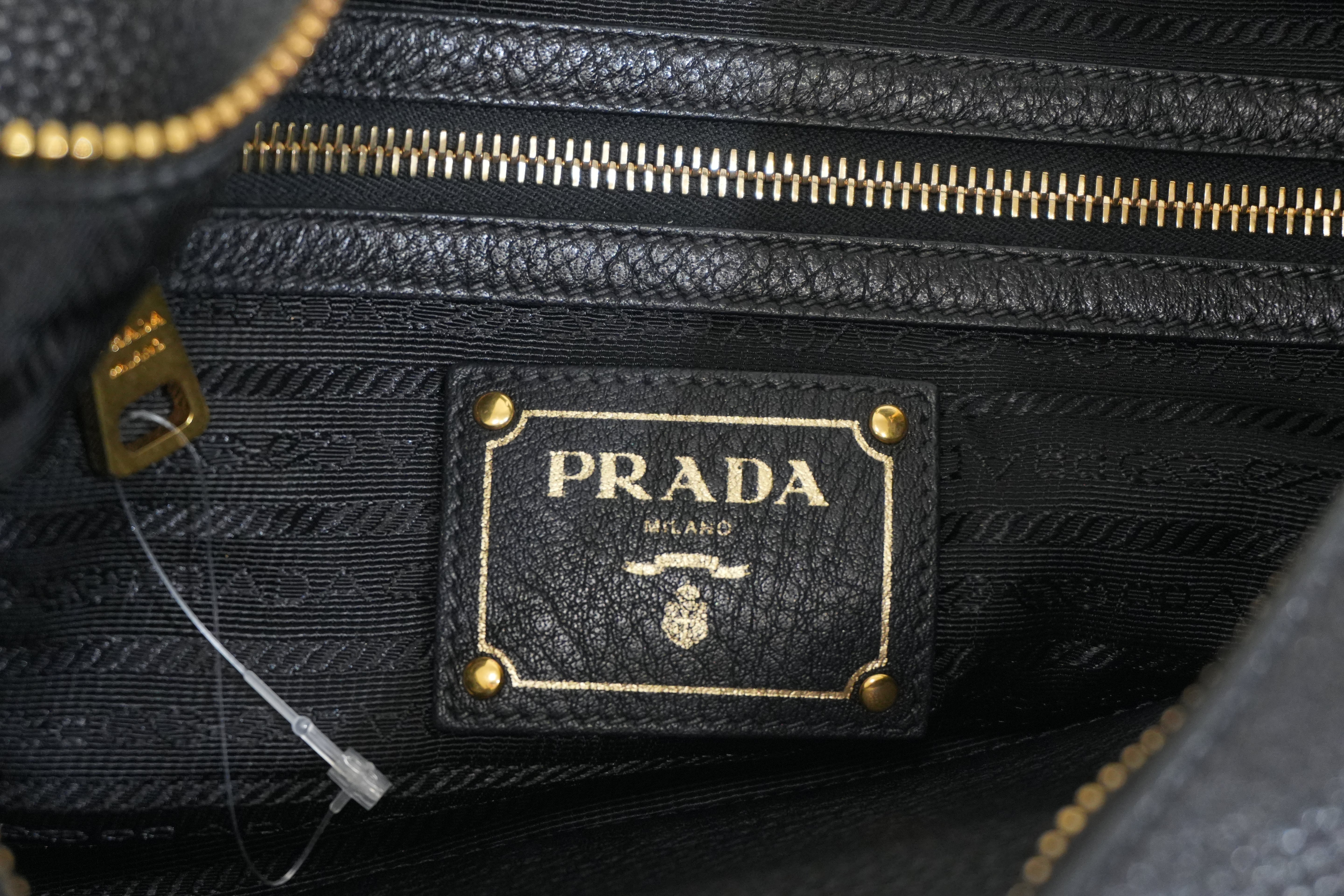Pre-owned Prada Hobo Shoulder Bag Daino Black