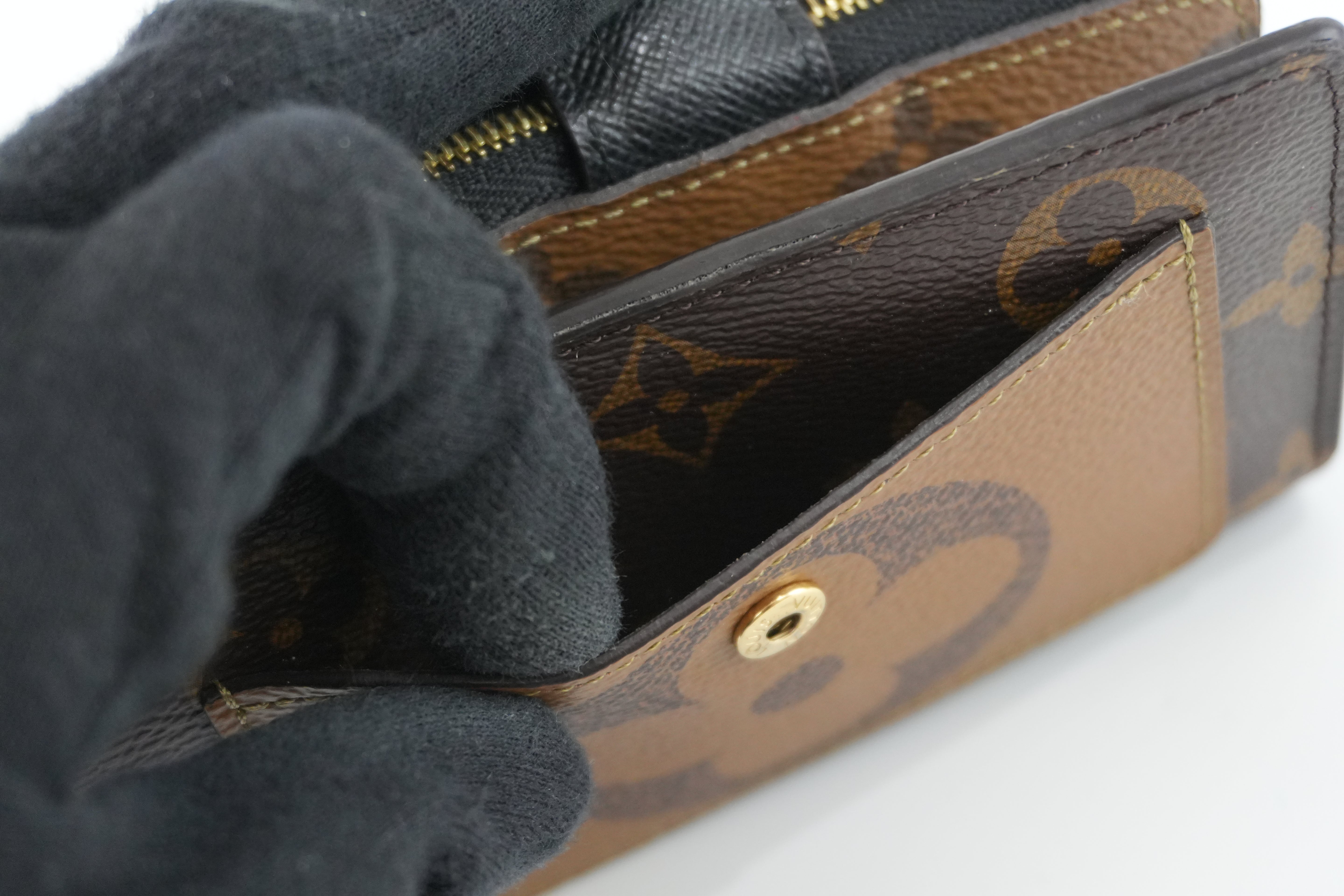 Pre-owned Louis Vuitton Monogram Reverse Juliet Wallet