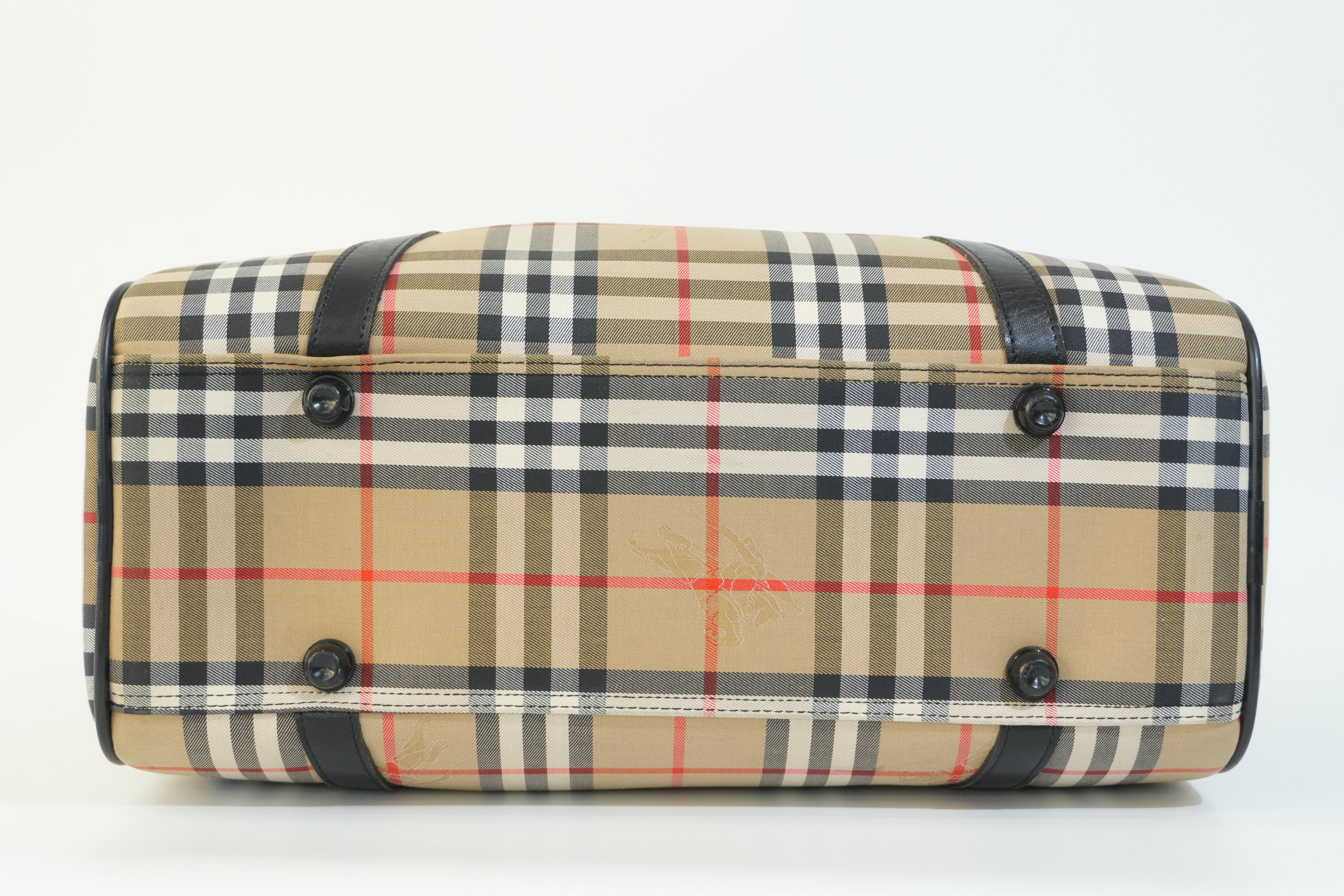 Pre-owned Burberry Duffle Travel Bag