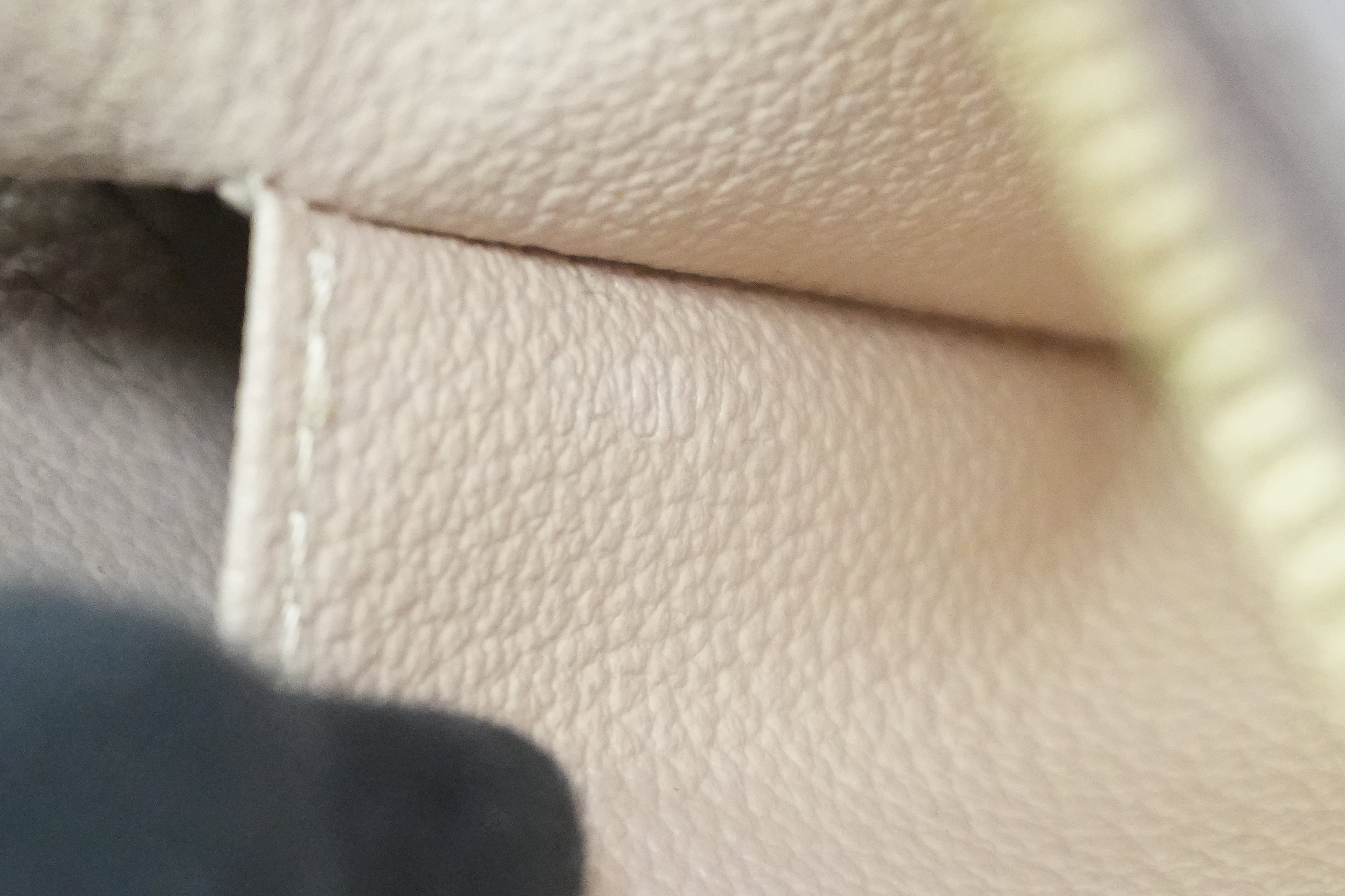 Pre-owned Louis Vuitton Monogram Cosmetic Pouch