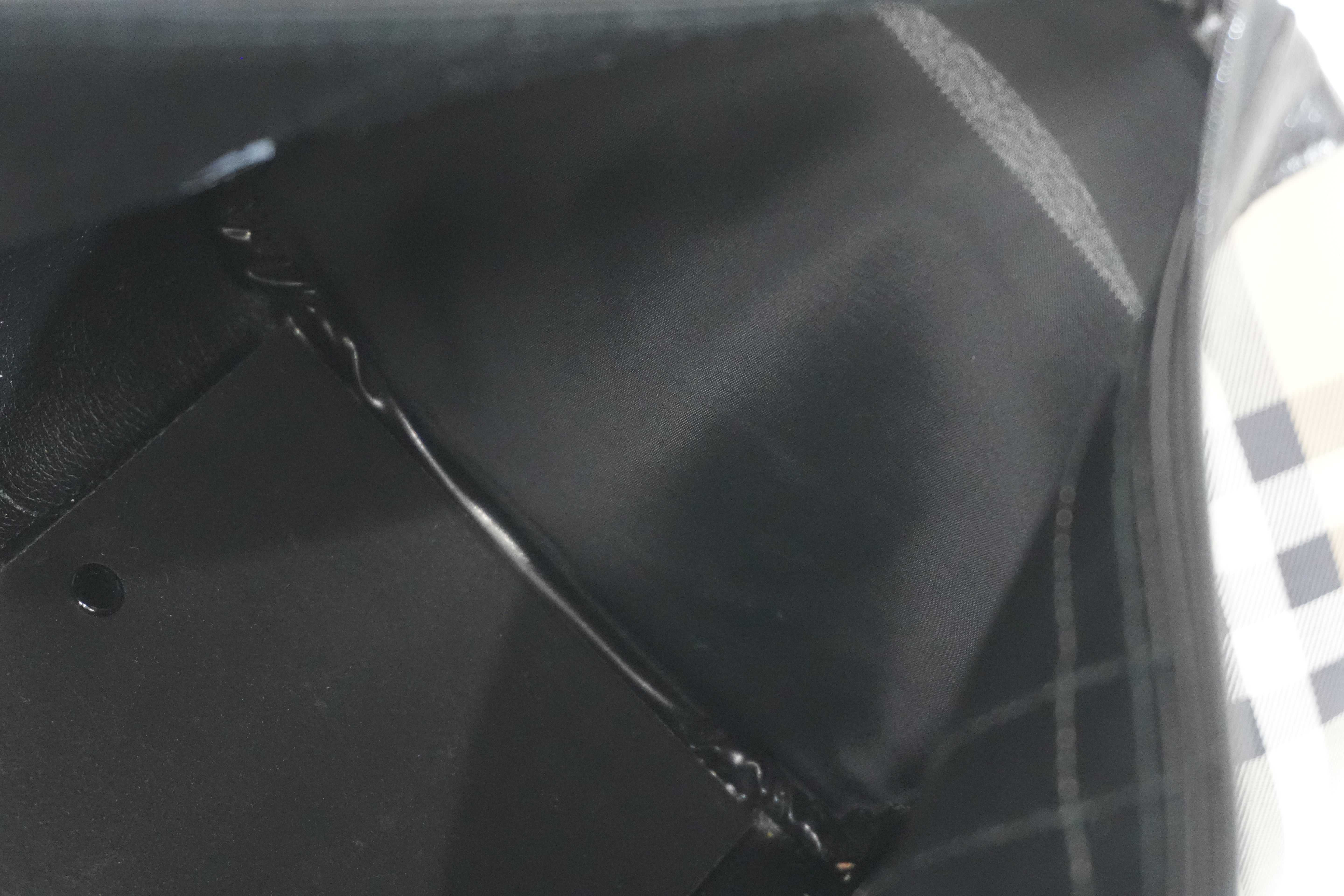 Pre-owned Burberry Duffle Travel Bag