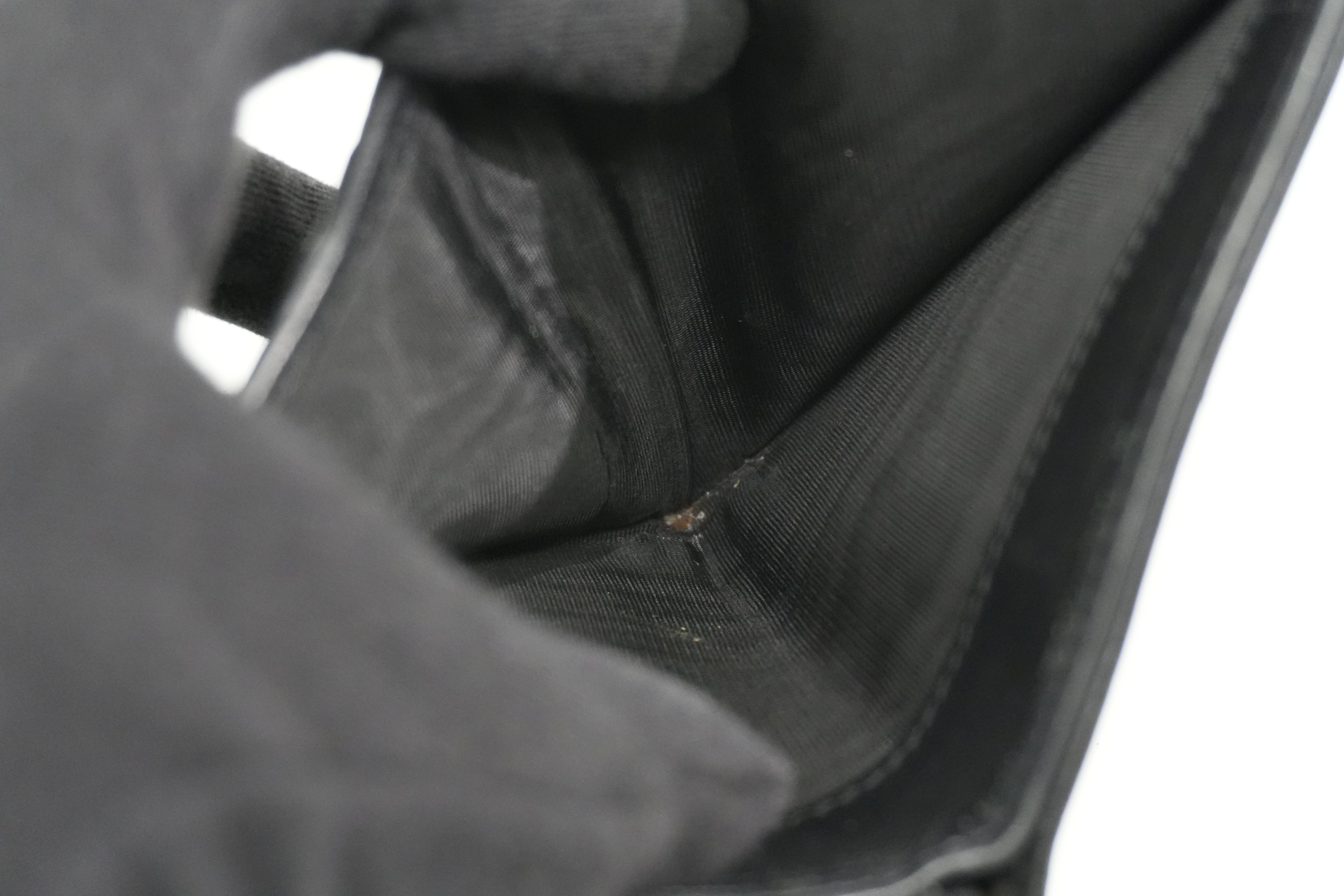 Pre-owned Gucci Microguccisima Compact Wallet Black