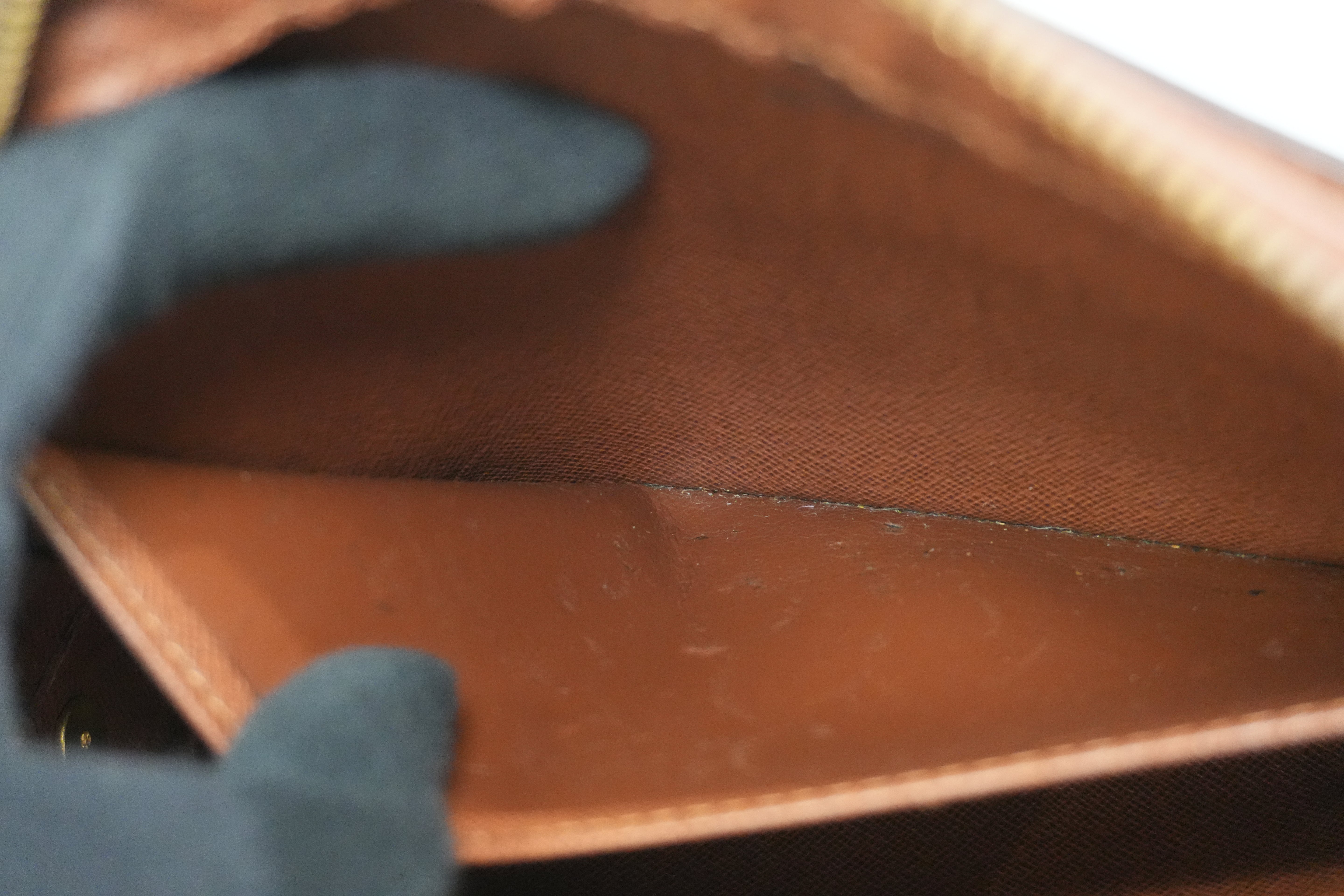 Pre-owned Louis Vuitton Monogram Orsay Wrist Clutch