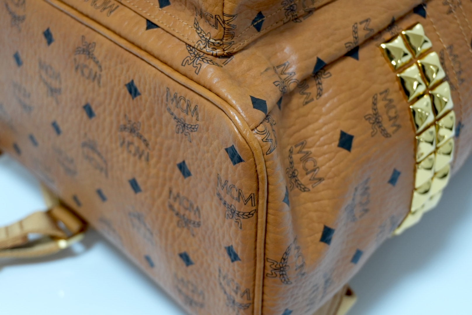 MCM スターク サイドスタッズ バックパック ヴィセトス 中古