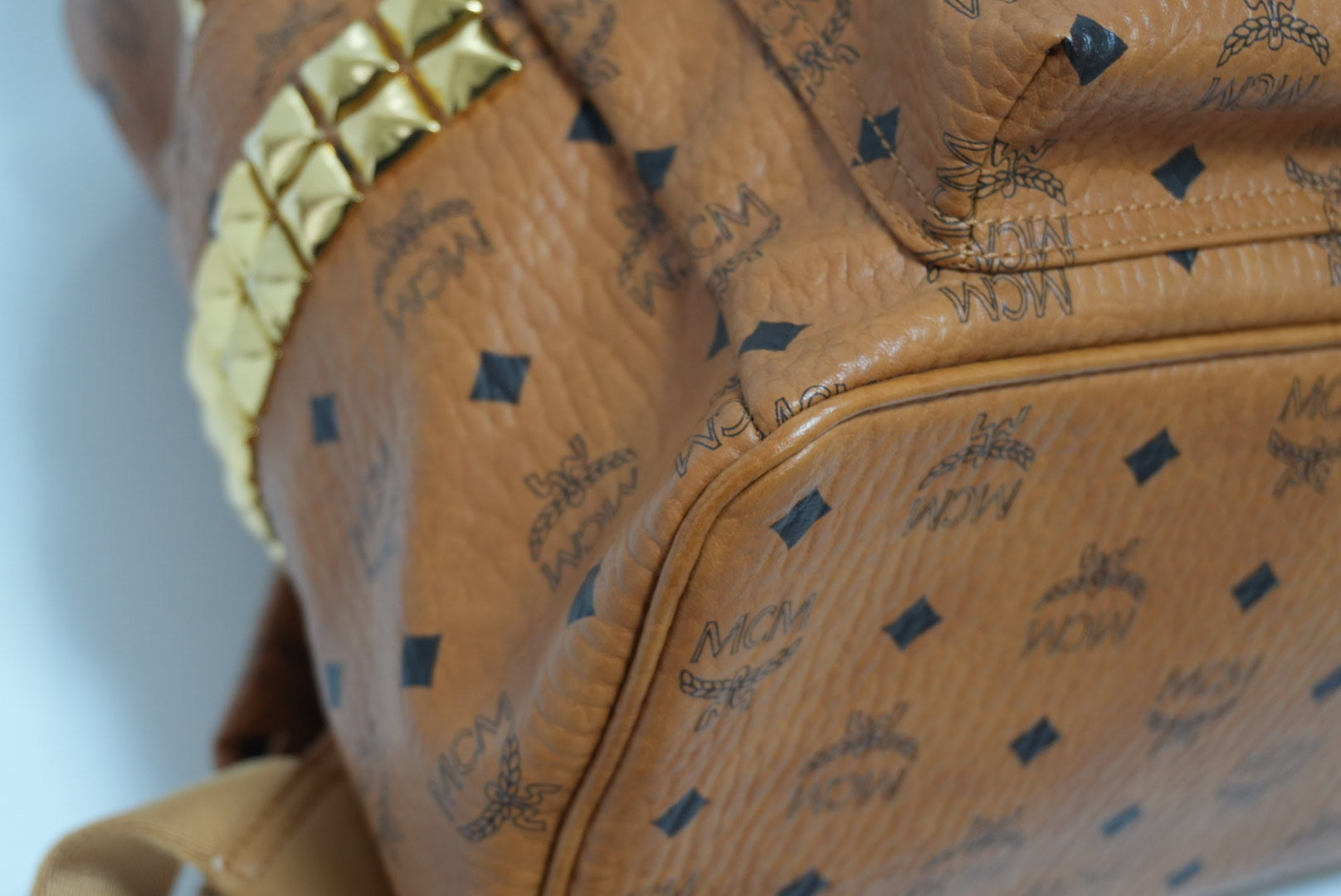 MCM スターク サイドスタッズ バックパック ヴィセトス 中古