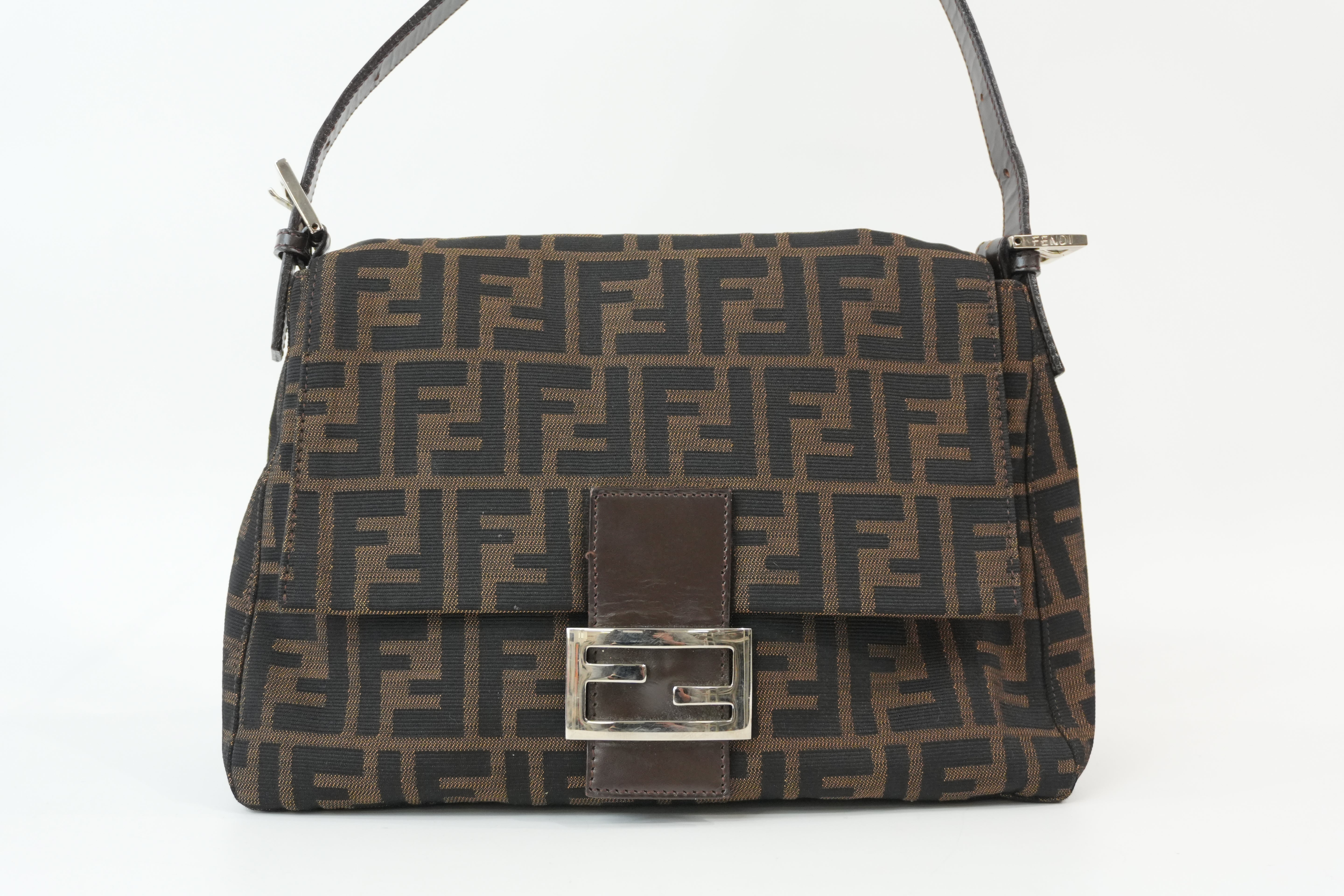 Pre-Owned Fendi Zucca Mamma Baguette Shoulder Bag Brown