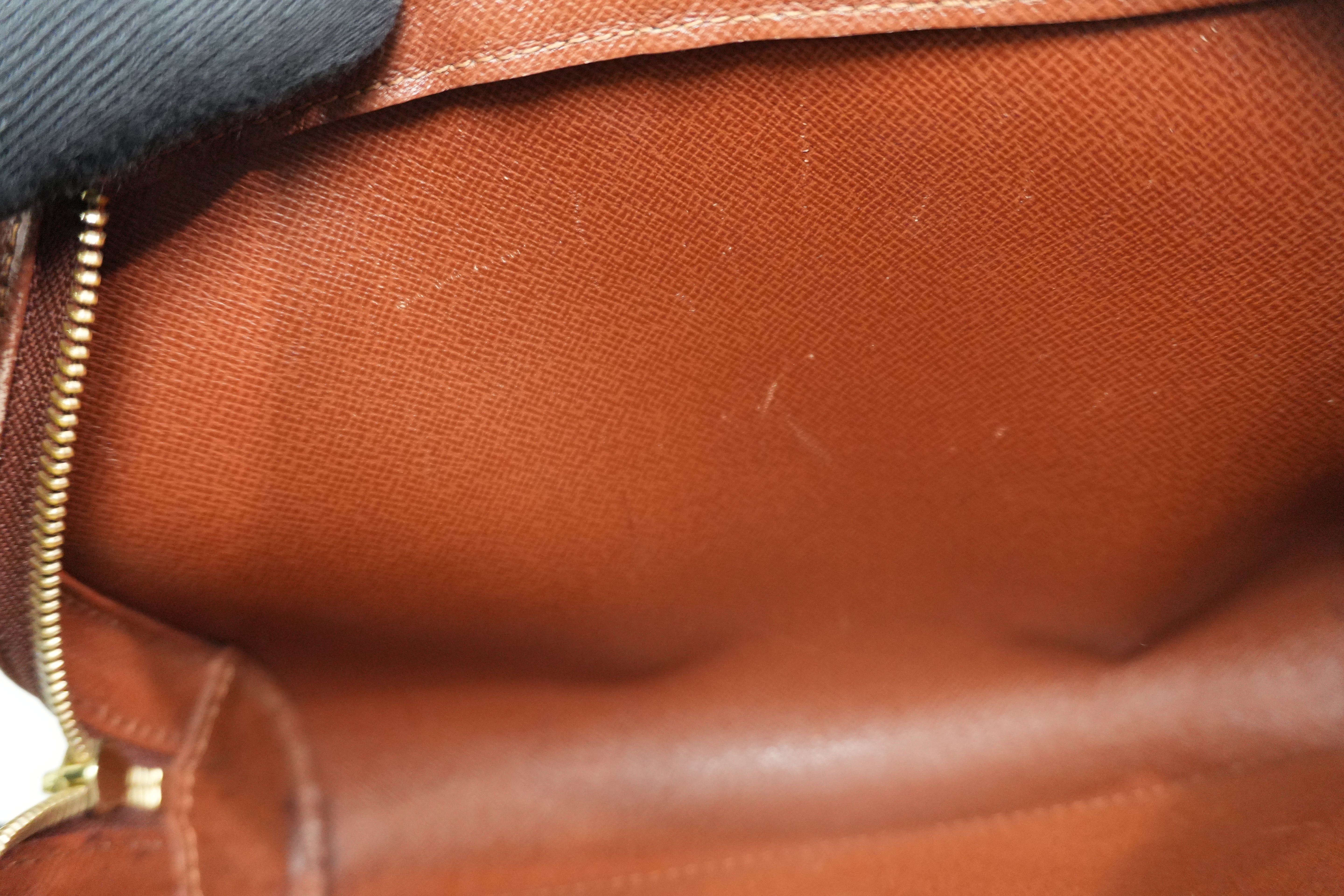 Pre-owned Louis Vuitton Monogram Orsay Wrist Clutch