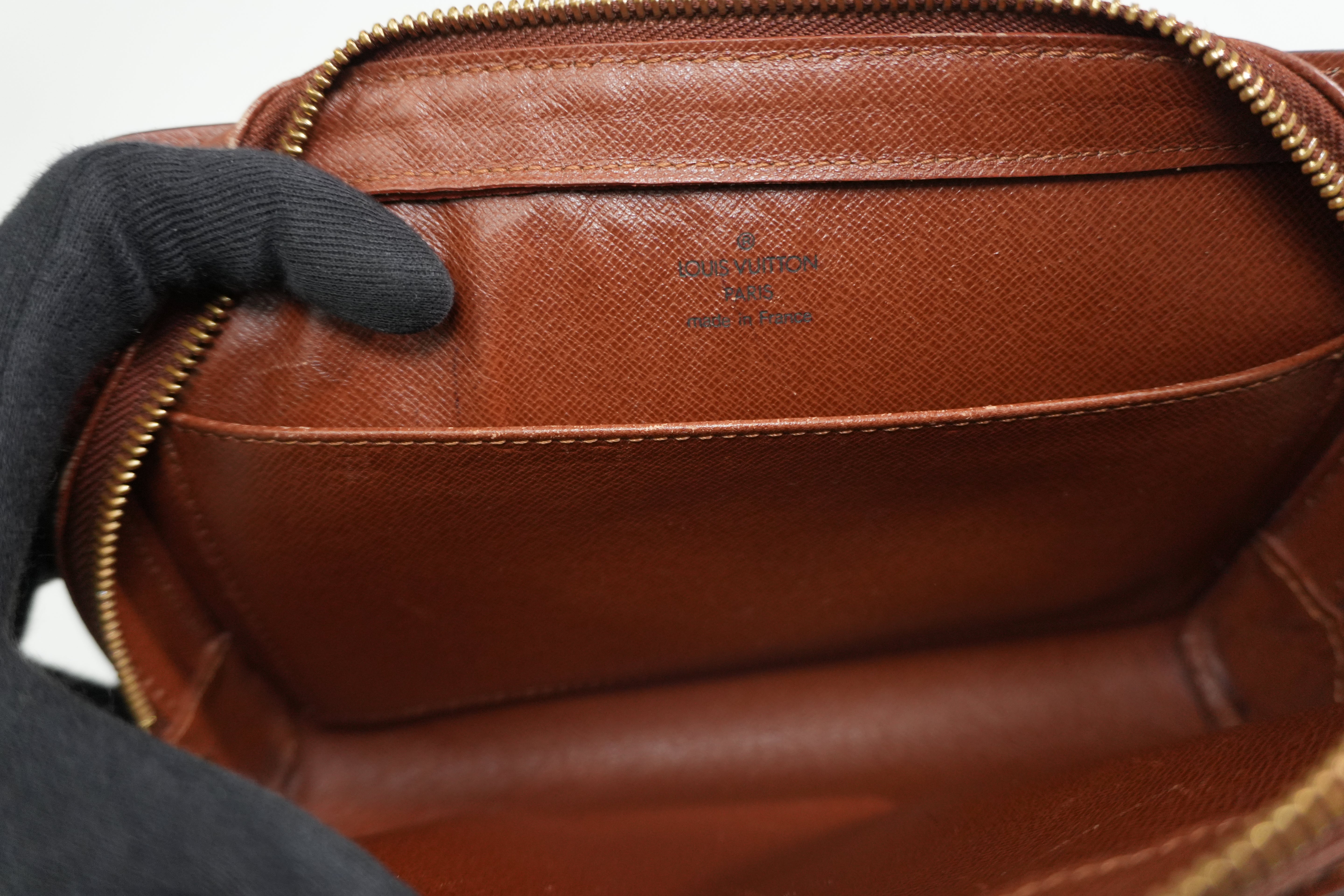 Pre-owned Louis Vuitton Monogram Orsay Wrist Clutch