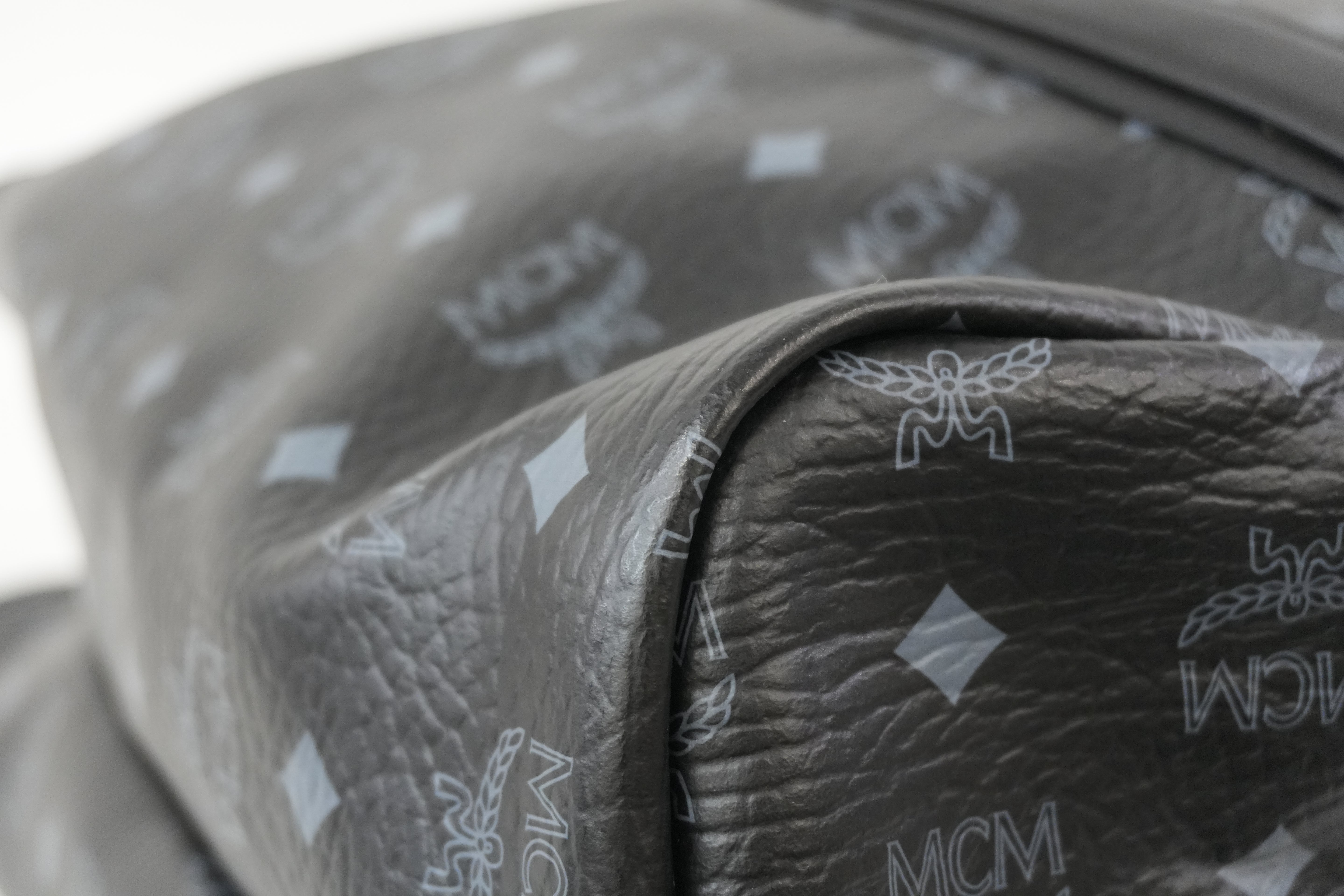 Pre-Owned MCM Tote Bag Black
