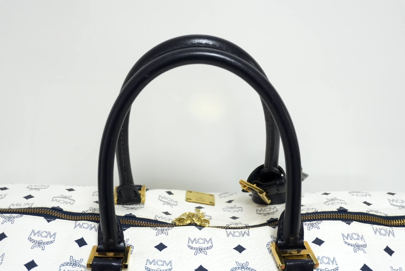 MCM ヴィセトス ウィークエンダーバッグ ホワイト 中古