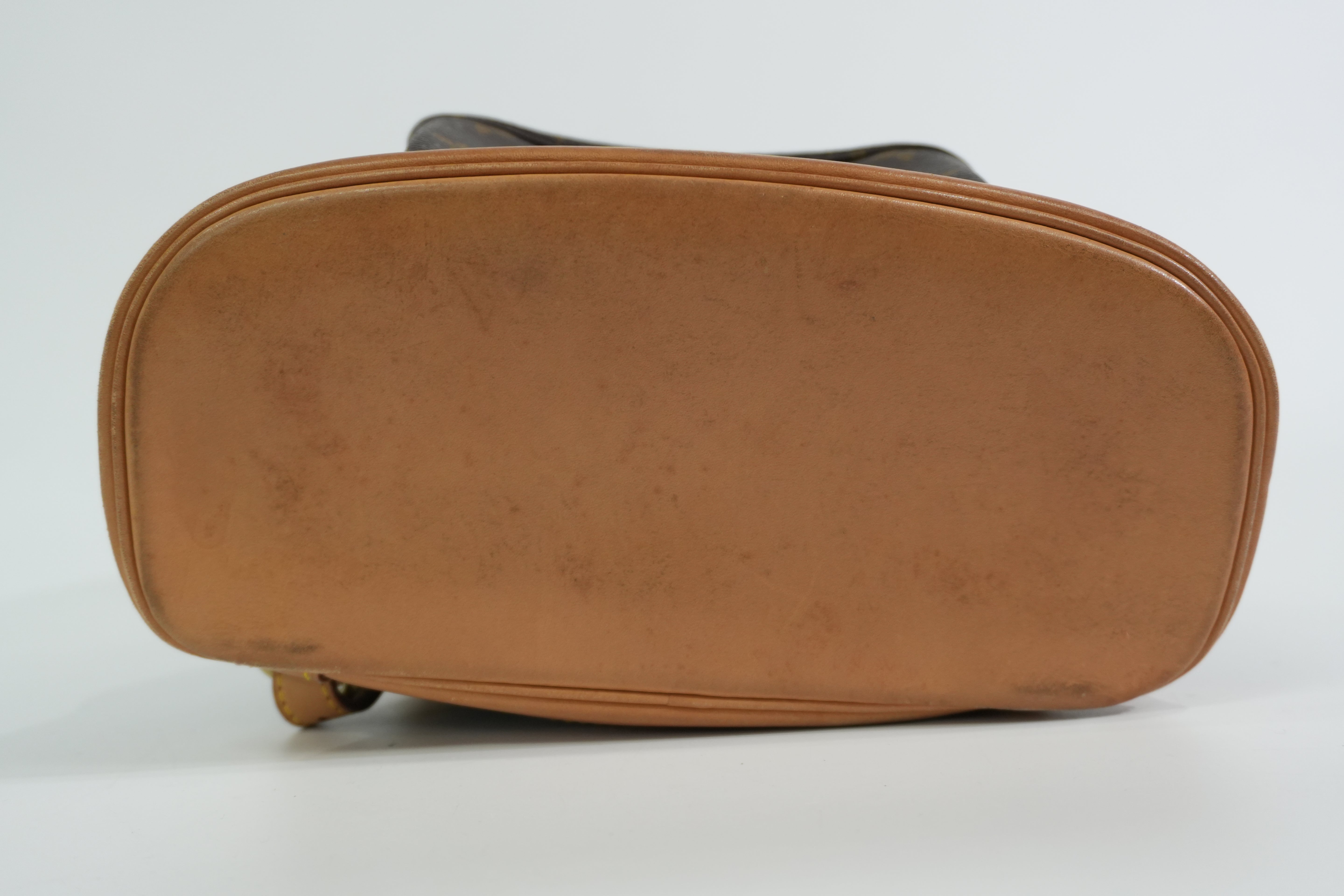 Pre-owned Louis Vuitton Monogram Montsouris PM Backpack