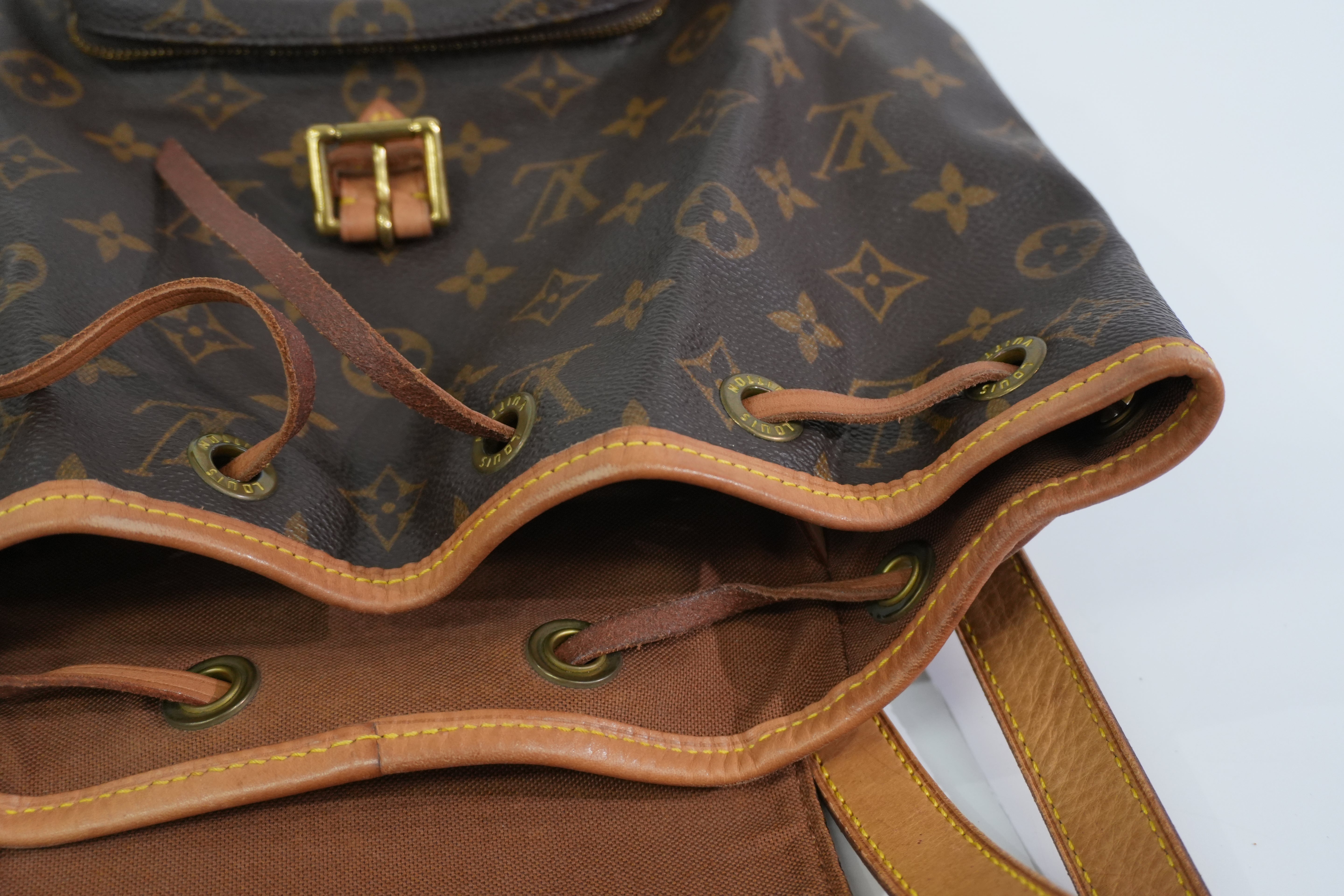 Pre-owned Louis Vuitton Monogram Montsouris PM Backpack