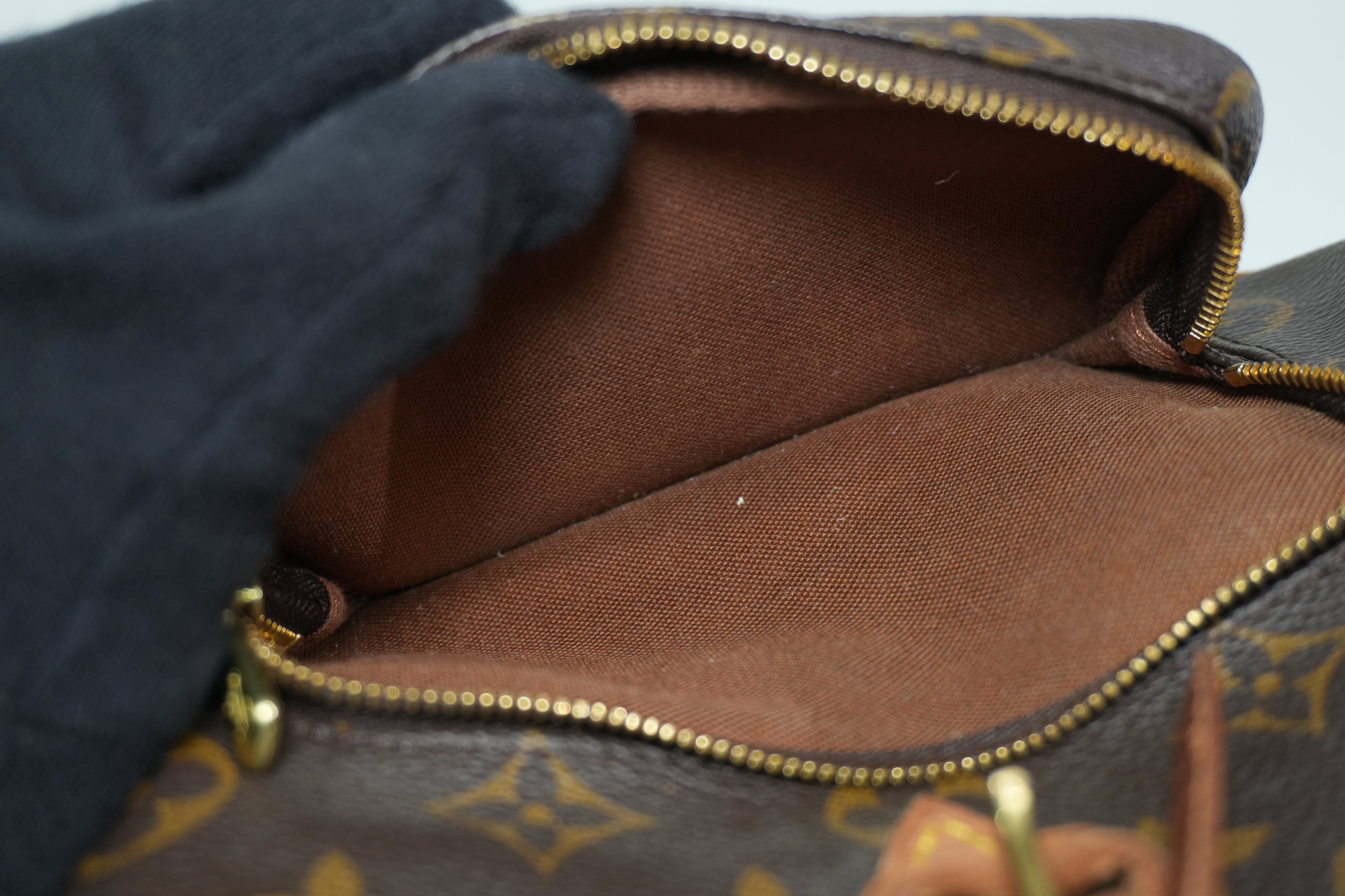 Pre-owned Louis Vuitton Monogram Montsouris PM Backpack