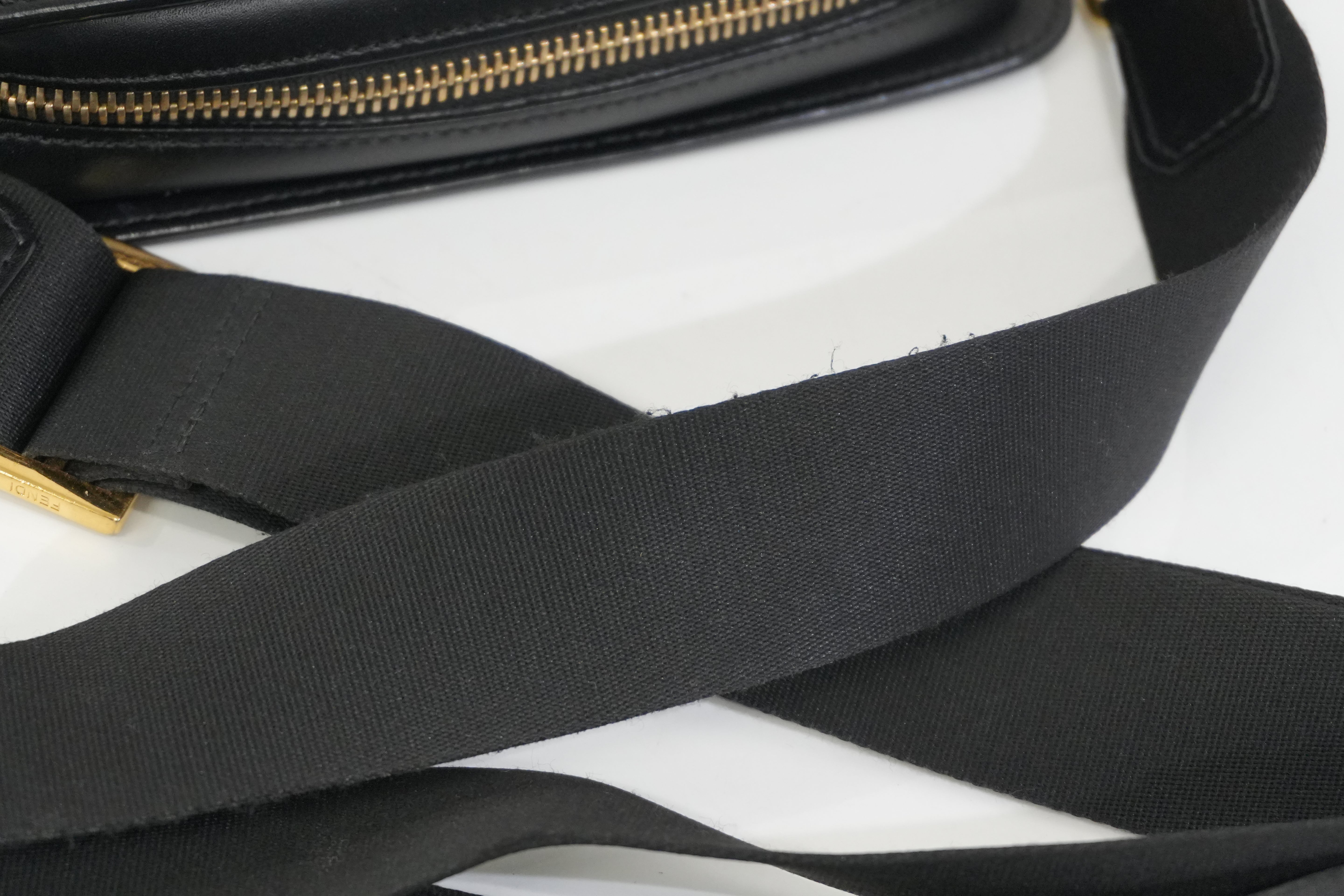 Pre-Owned Fendi Monster Eyes Camera Crossbody Bag Black