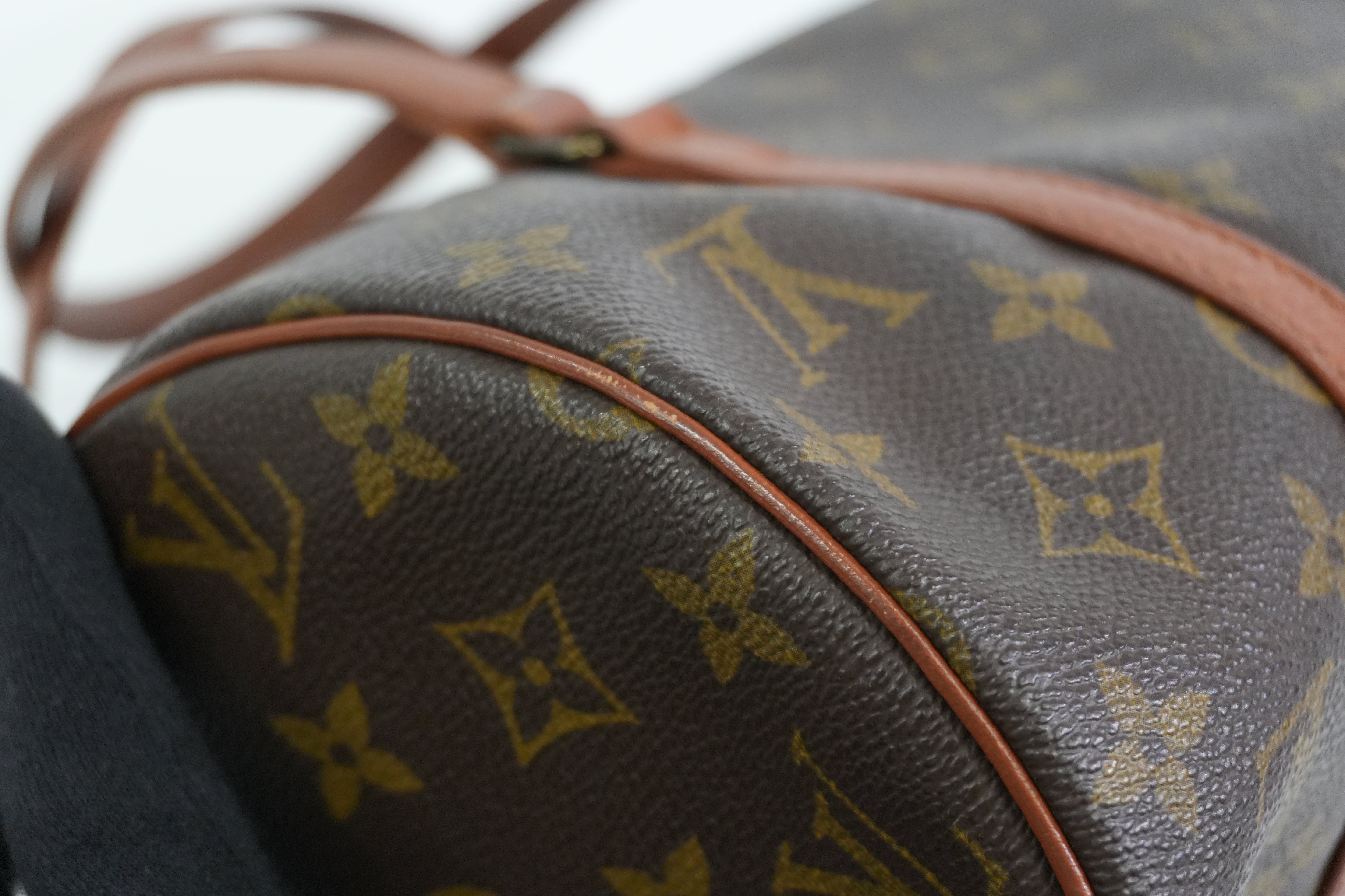 Pre-owned Louis Vuitton Monogram Papillon 30 Handbag