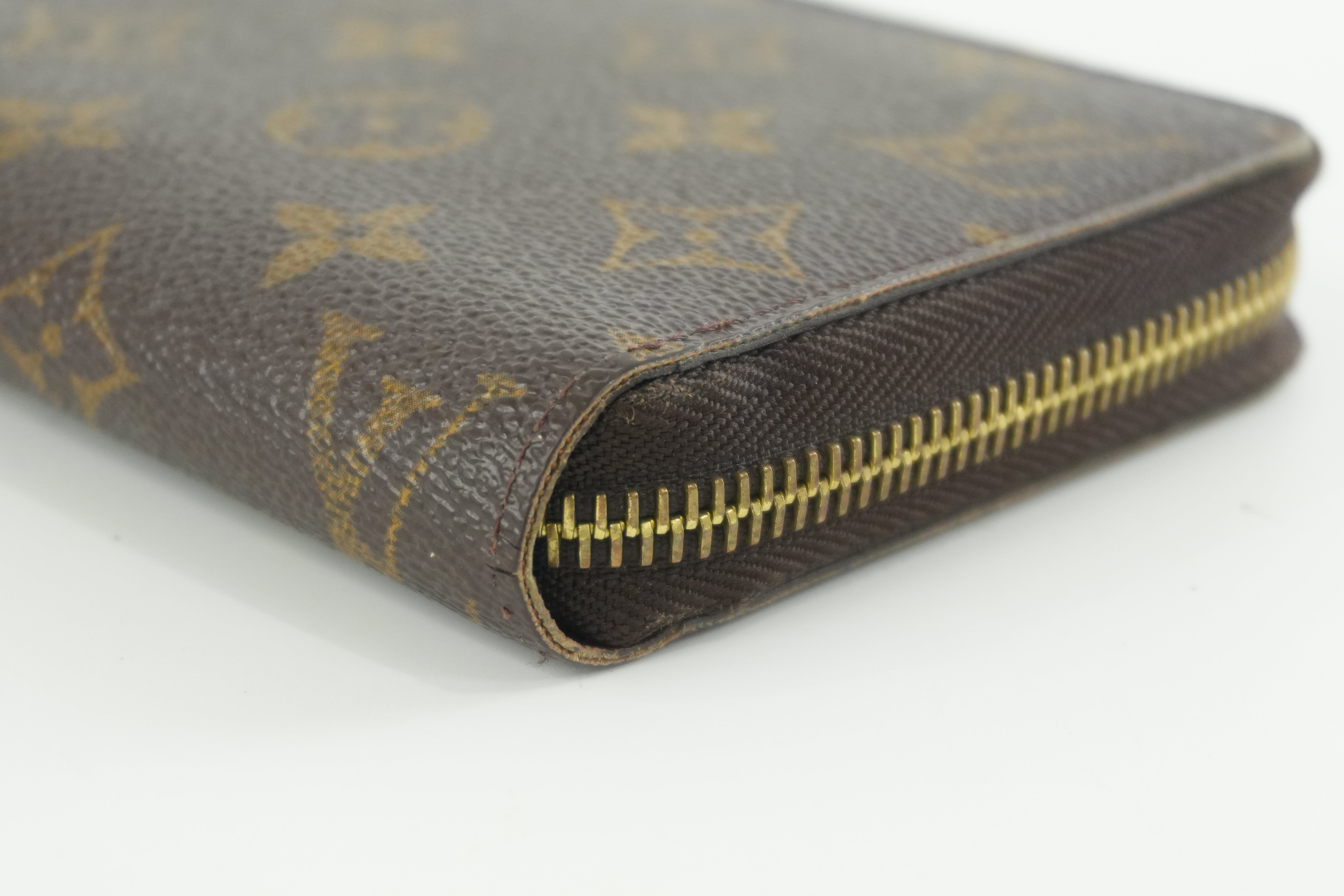 Pre-owned Louis Vuitton Monogram Zippy Wallet