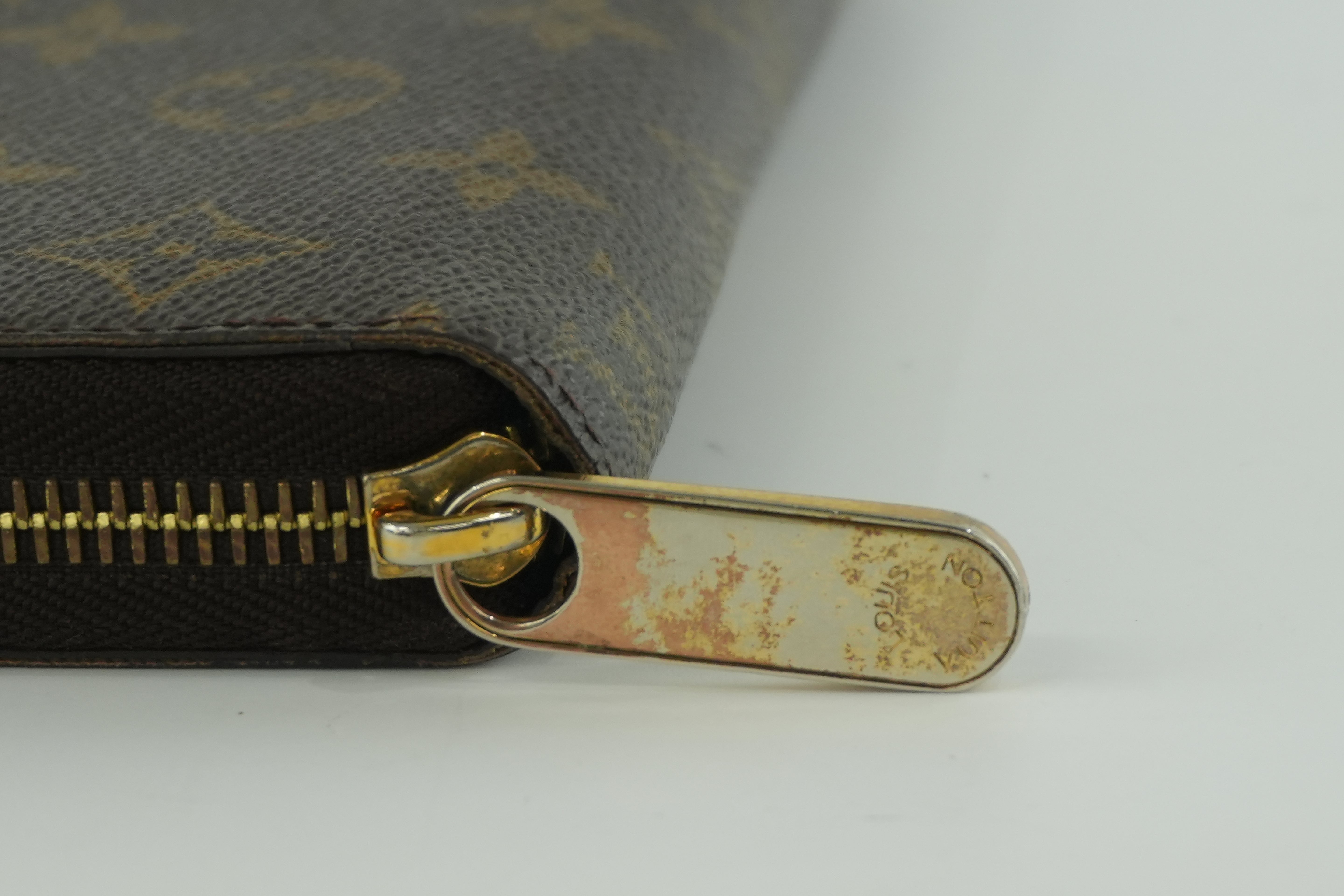 Pre-owned Louis Vuitton Monogram Zippy Wallet