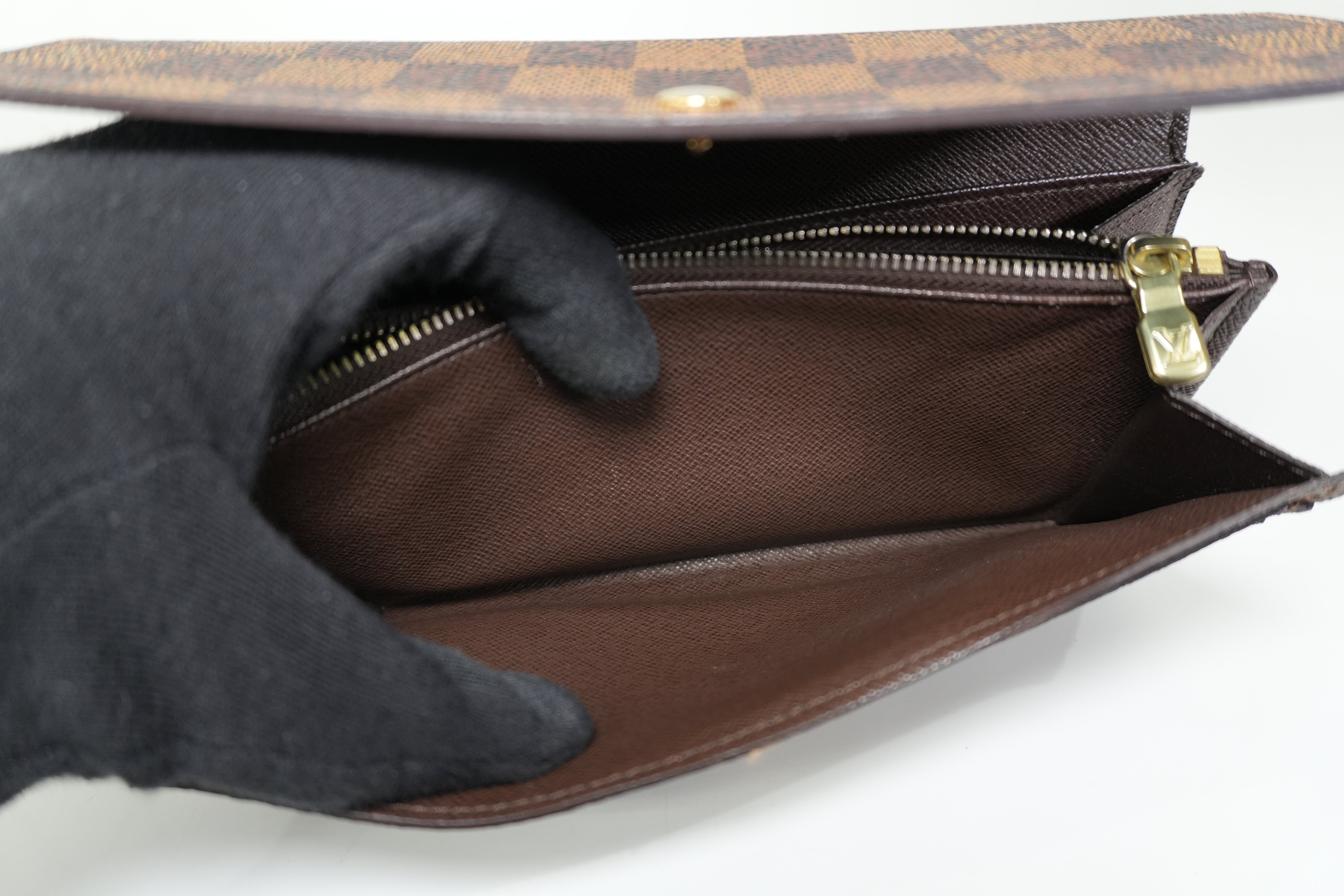 Pre-owned Louis Vuitton Damier Ebene Sarah Wallet