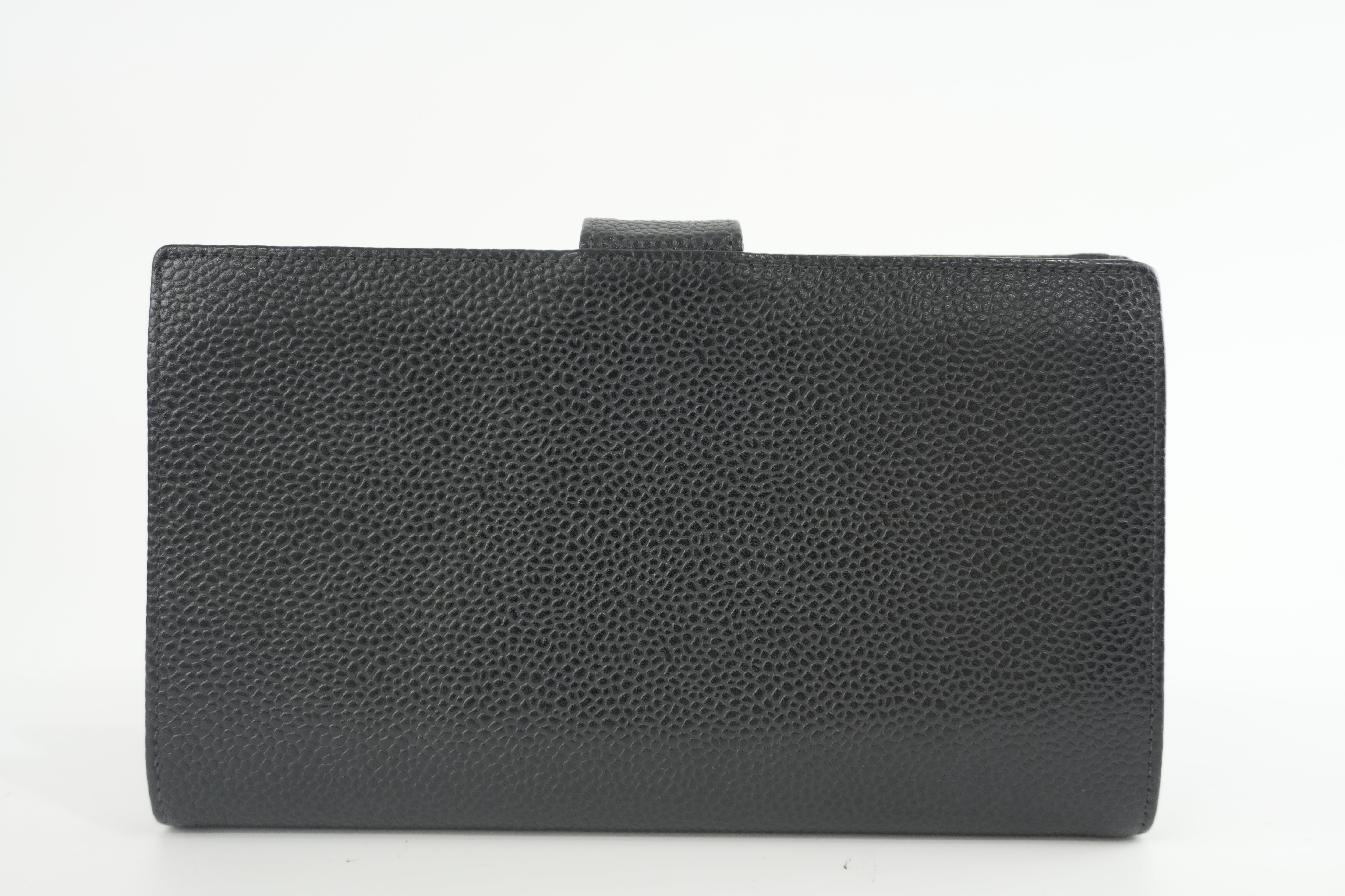Pre-owned Chanel Caviar Skin Long Wallet