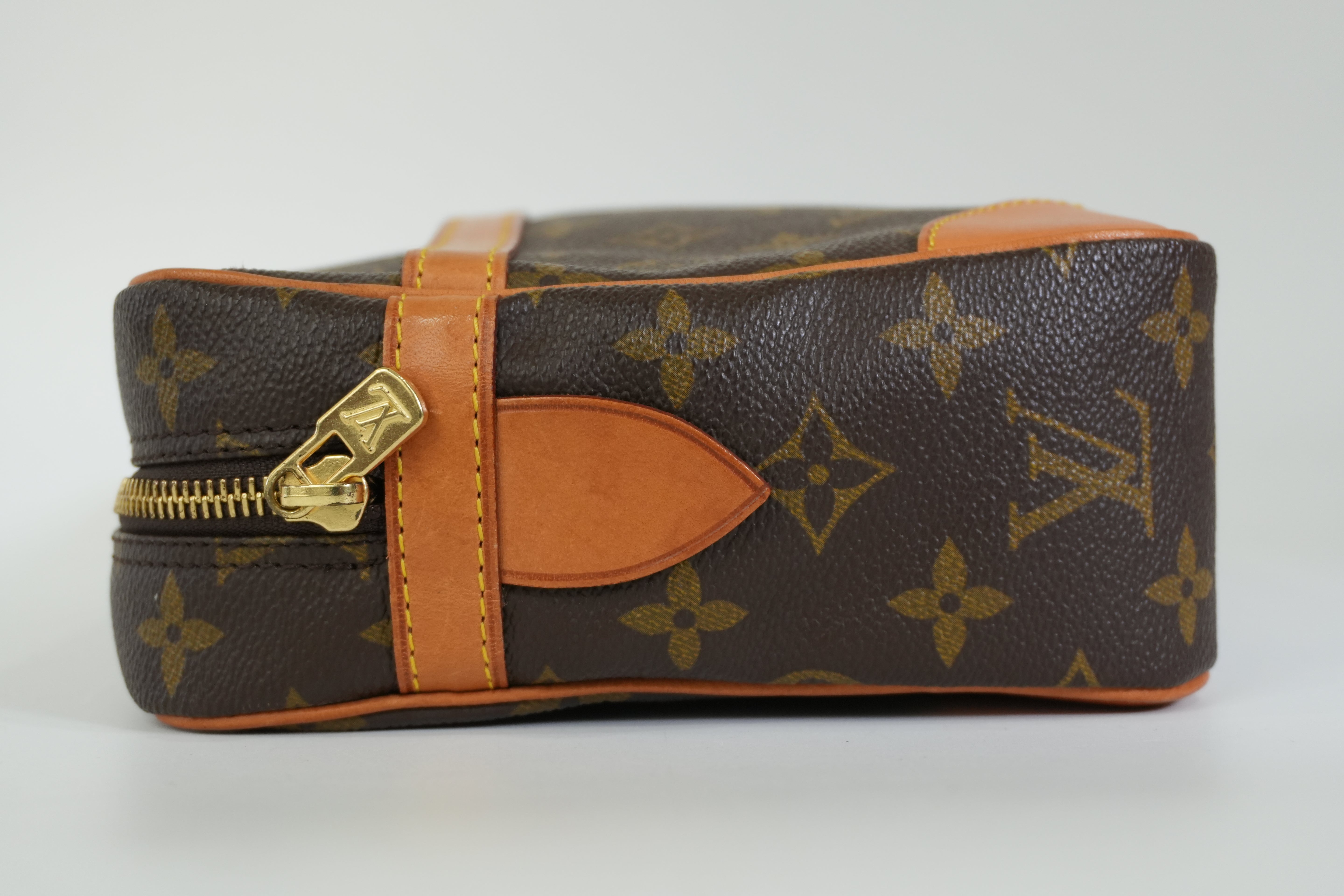 Pre-owned Louis Vuitton Monogram Compiegne 28 Clutch Bag