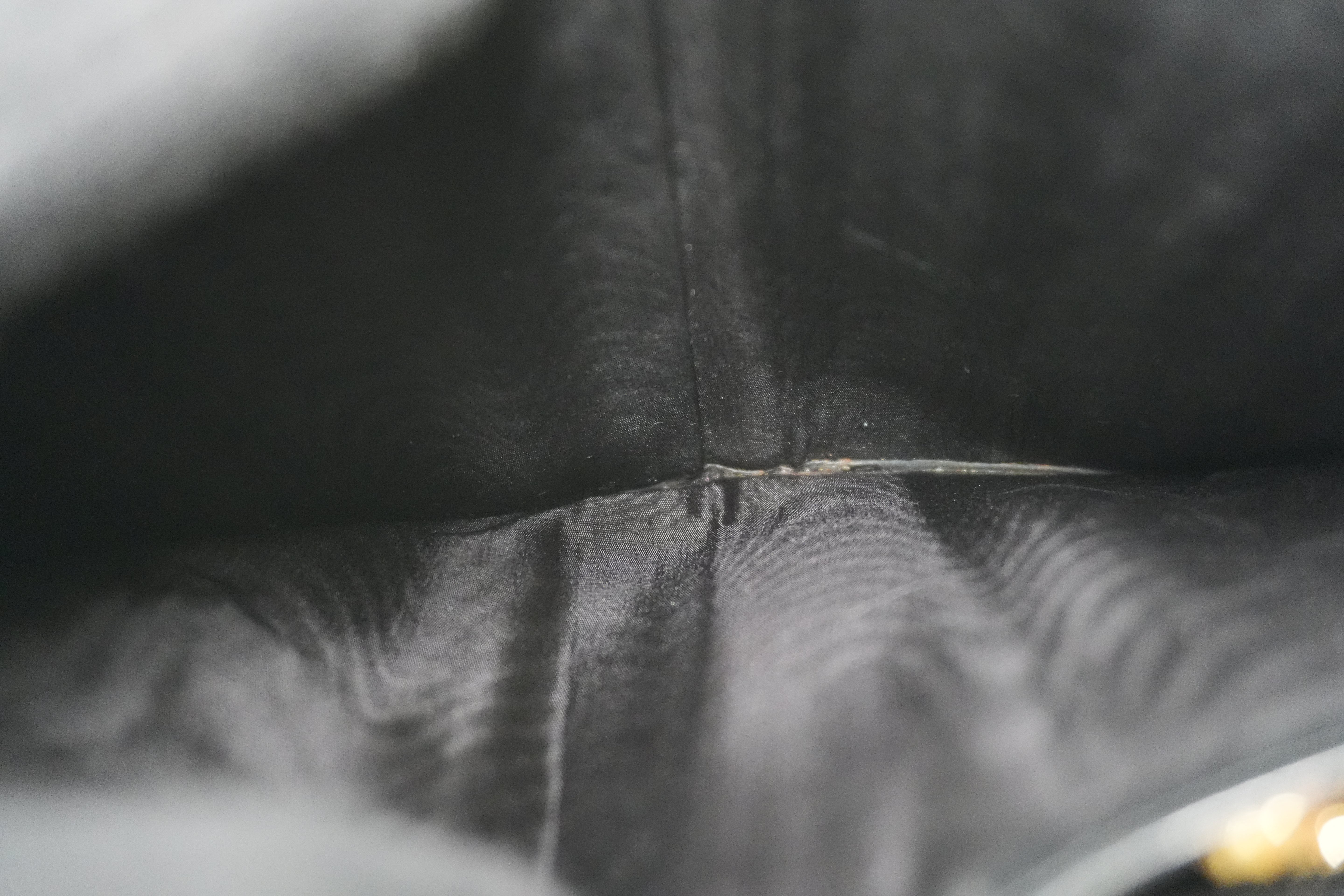 Pre-owned Chanel Caviar Skin Long Wallet